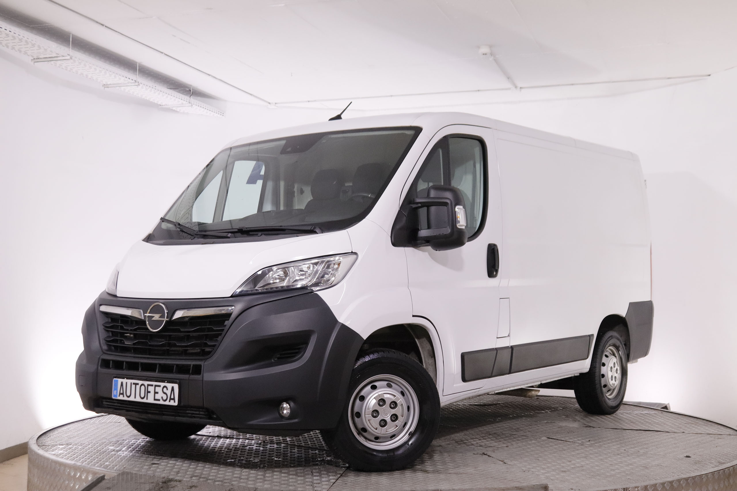 Opel Movano 2.2 HDI L1H1 FURGO 140CV 3P VENTA SOLO PROFESIONALES # IVA DEDUCIBLE, PARKTRONIC foto 1