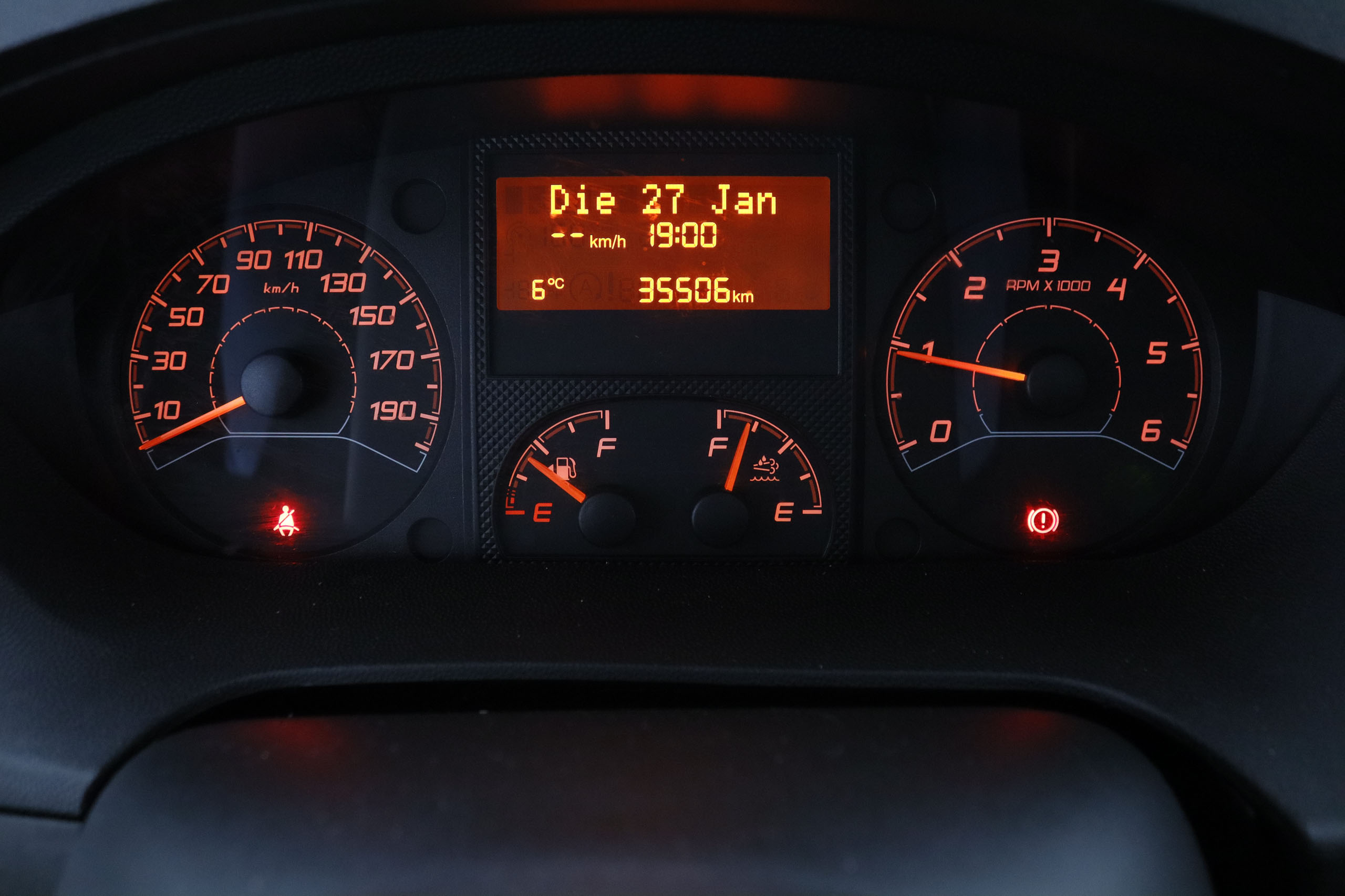 Opel Movano 2.2 HDI L1H1 FURGO 140CV 3P VENTA SOLO PROFESIONALES # IVA DEDUCIBLE, PARKTRONIC foto 17