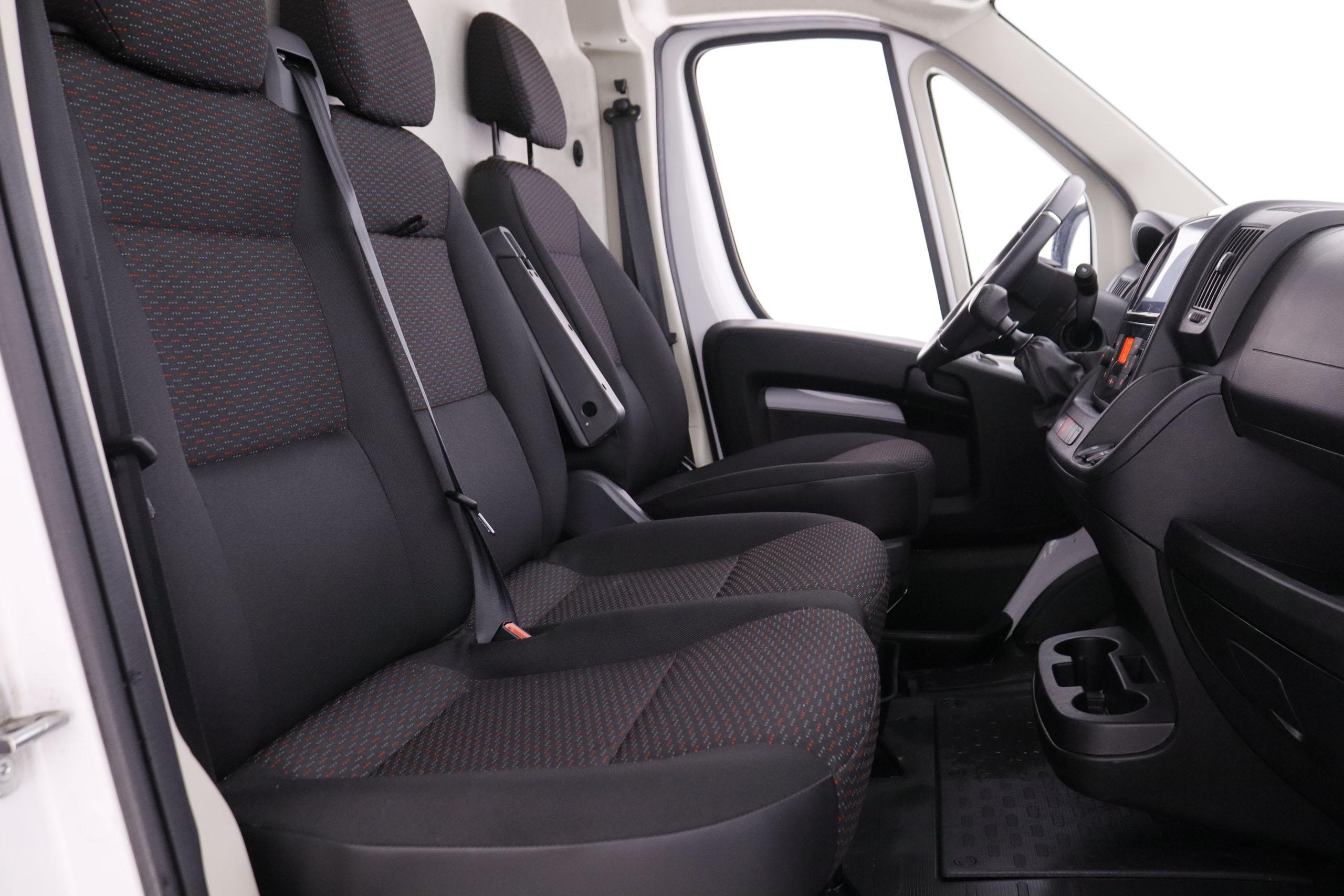 Opel Movano 2.2 HDI L1H1 FURGO 140CV 3P VENTA SOLO PROFESIONALES # IVA DEDUCIBLE, PARKTRONIC foto 25