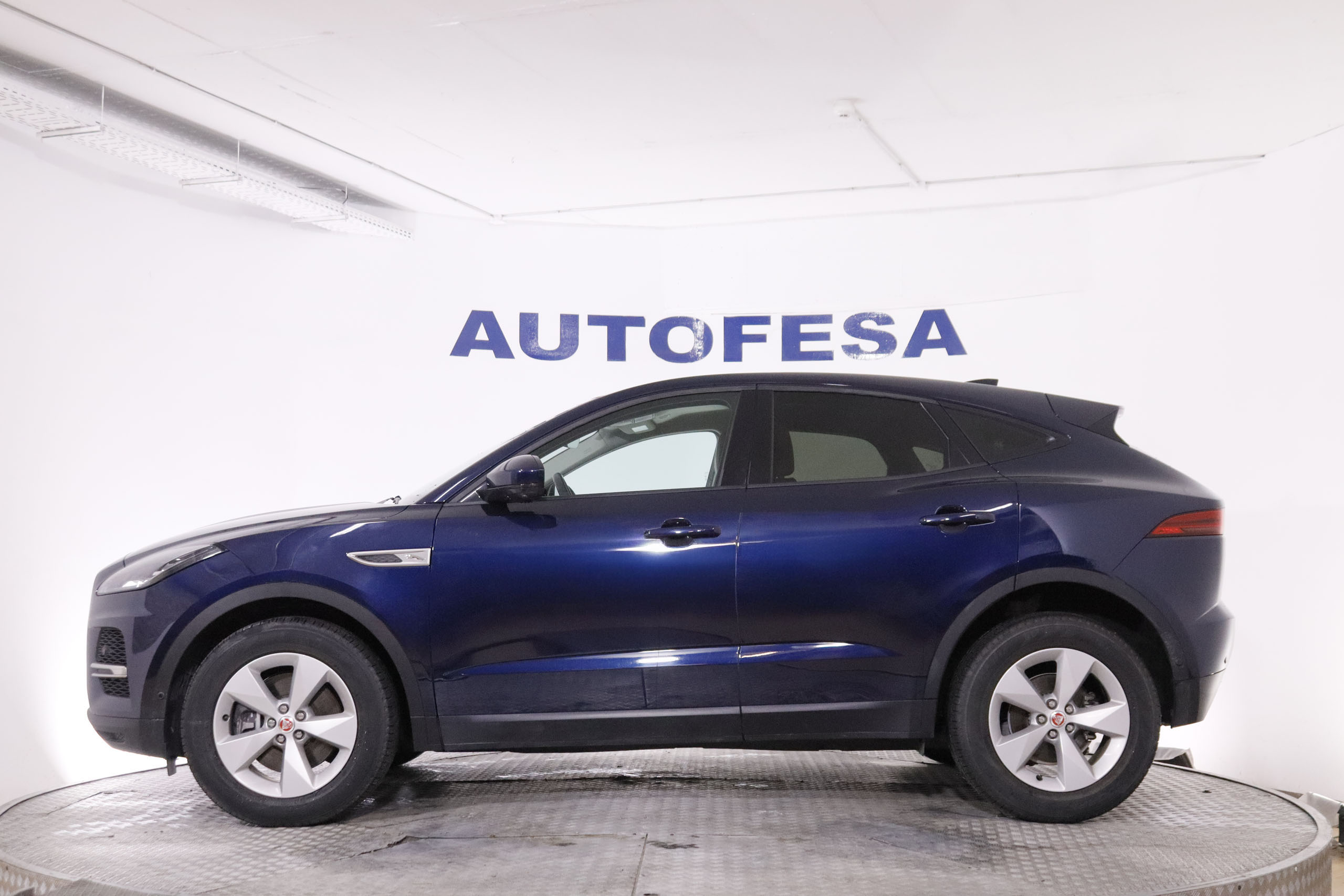 Jaguar E-pace 2.0D MHEV S AUTO 4WD 163CV 5P # IVA DEDUCIBLE, CUERO, NAVY foto 9