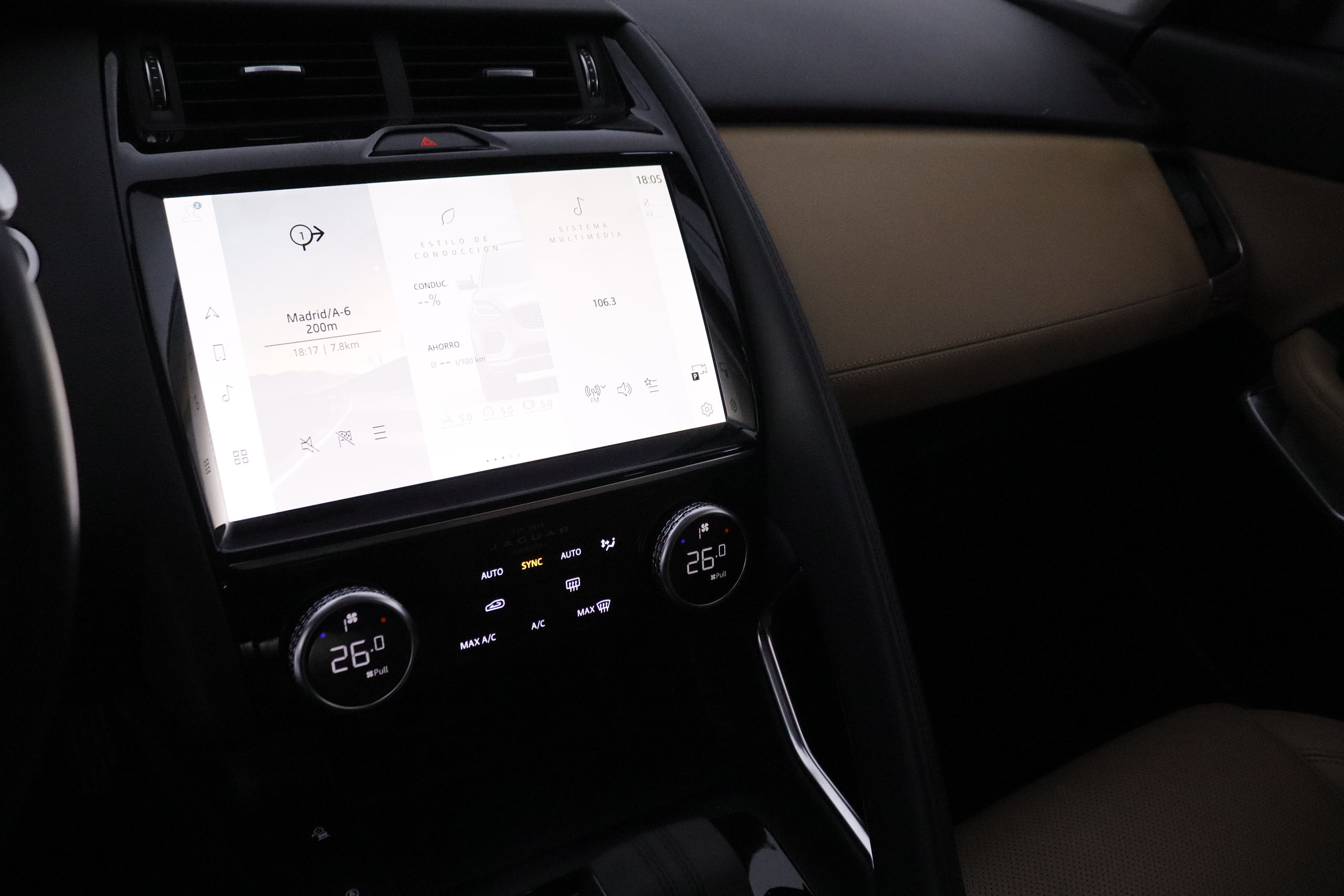 Jaguar E-pace 2.0D MHEV S AUTO 4WD 163CV 5P # IVA DEDUCIBLE, CUERO, NAVY foto 20