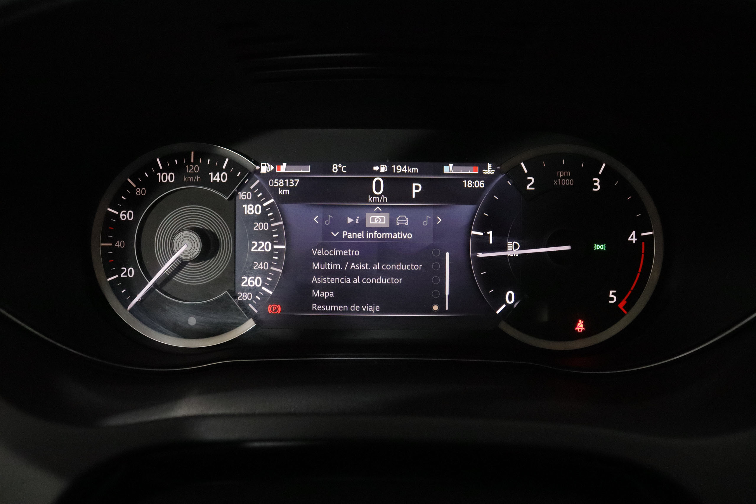 Jaguar E-pace 2.0D MHEV S AUTO 4WD 163CV 5P # IVA DEDUCIBLE, CUERO, NAVY foto 18