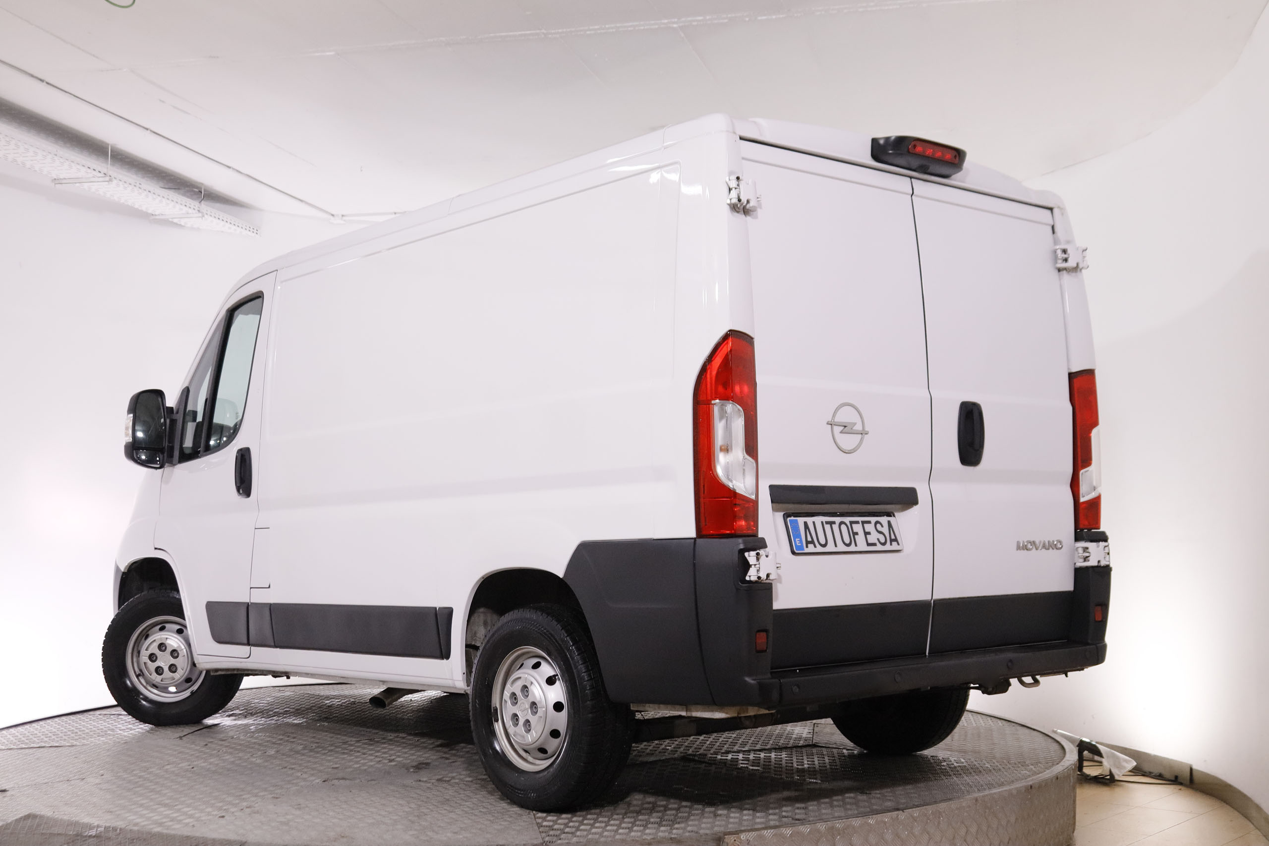 Opel MOVANO FURGO 2.2 BLUEHDI L1H1 140CV 3P VENTA SOLO PROFESIONALES # GARANTIA FAB 04/2026,IVA DEDUCIBLE, NAVY,PARKTRONIC FURGO 2.2 BLUEHDI L1H1 140CV 3P VENTA SOLO PROFESIONALES # GARANTIA FAB 04/2027,IVA DEDUCIBLE, NAVY,PARKTRONIC foto 5