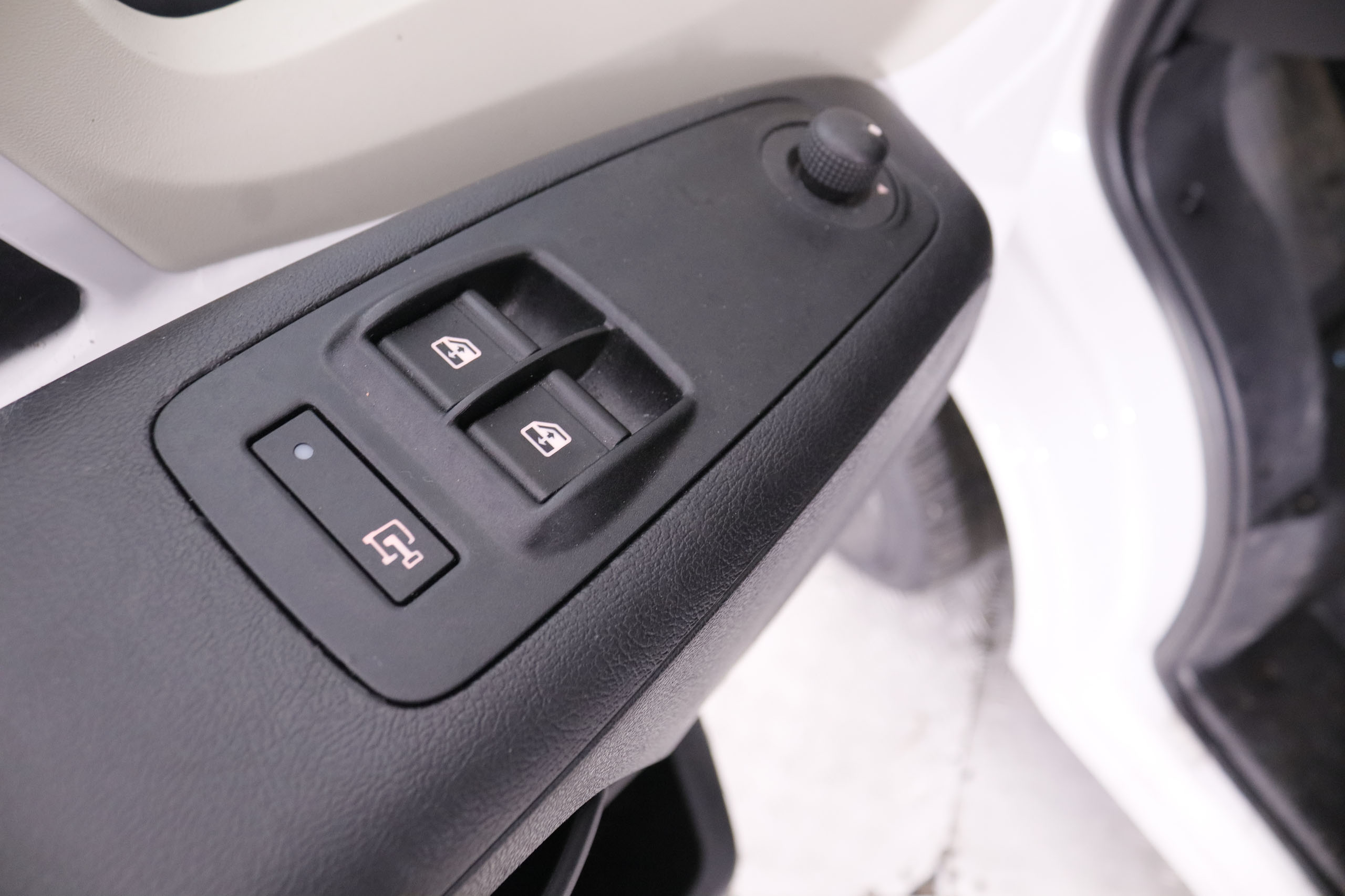 Opel MOVANO FURGO 2.2 BLUEHDI L1H1 140CV 3P VENTA SOLO PROFESIONALES # GARANTIA FAB 04/2026,IVA DEDUCIBLE, NAVY,PARKTRONIC FURGO 2.2 BLUEHDI L1H1 140CV 3P VENTA SOLO PROFESIONALES # GARANTIA FAB 04/2027,IVA DEDUCIBLE, NAVY,PARKTRONIC foto 21