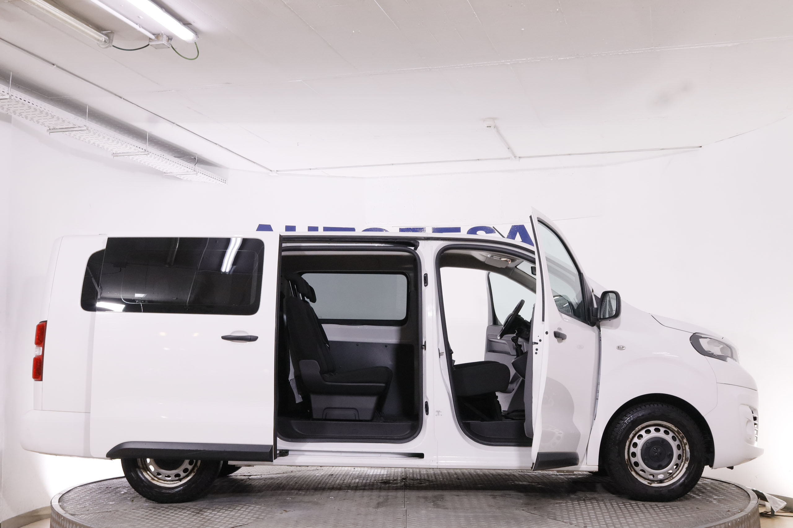 Peugeot Expert COMBI 1.5 HDI 130CV  9 PLAZAS 4P # PARKTRONIC foto 10