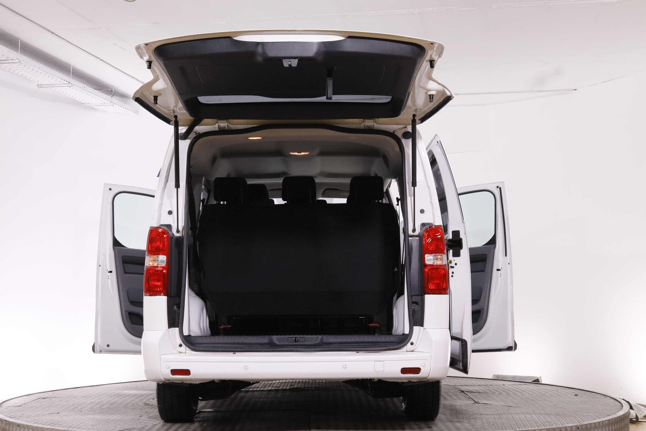 Peugeot Expert COMBI 1.5 HDI 130CV  9 PLAZAS 4P # PARKTRONIC foto 11