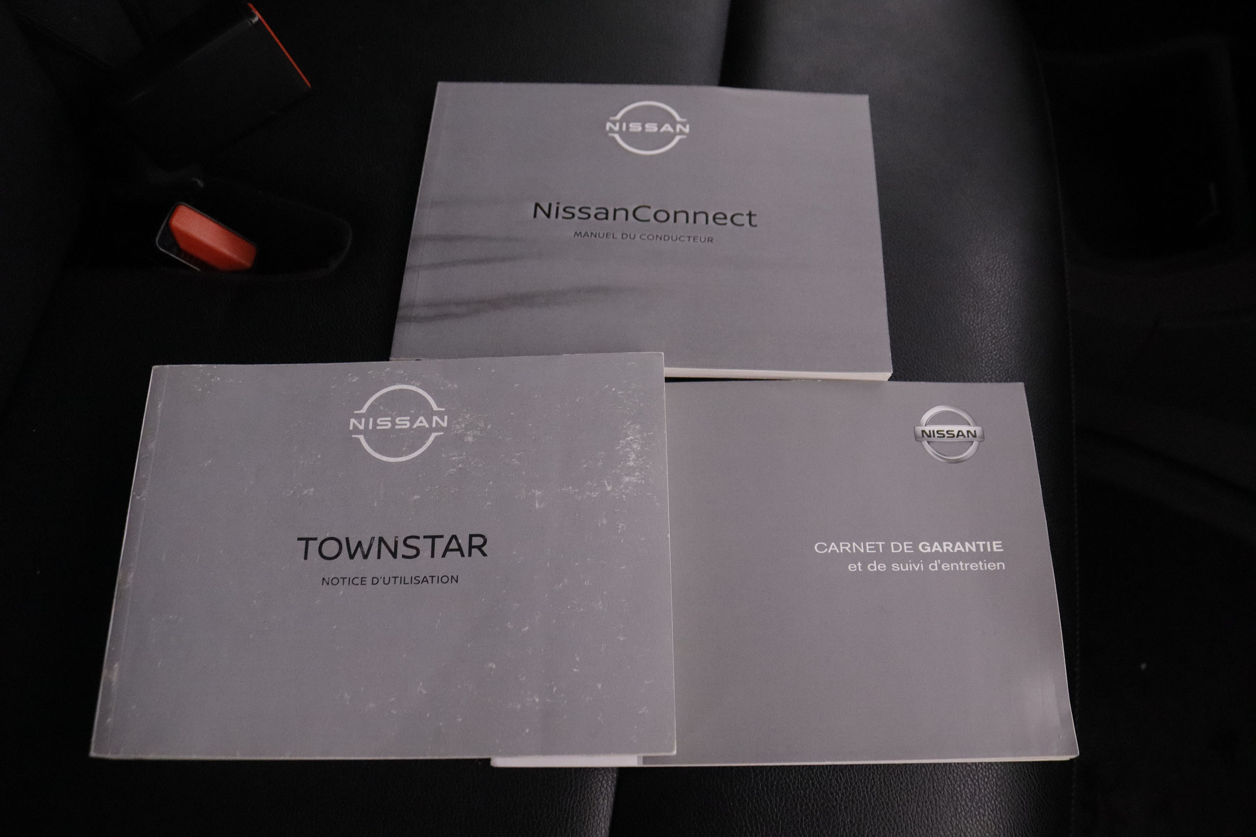 Nissan TOWNSTAR 1.3 TCE L1 TEKNA 130CV 4P # IVA DEDUCIBLE, CUERO, NAVY, PARKTRONIC foto 25