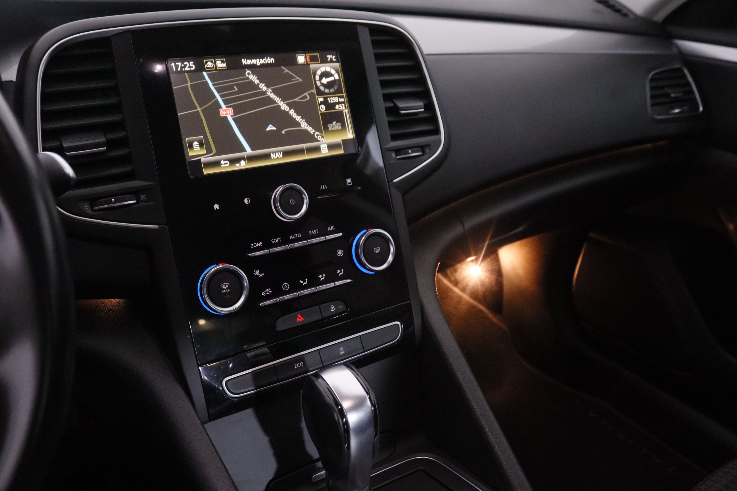 Renault Talisman 2.0 DCI BLUE LIMITED BUSINESS AUTO 160CV 4P # IVA DEDUCIBLE, NAVY, PARKTRONIC foto 18