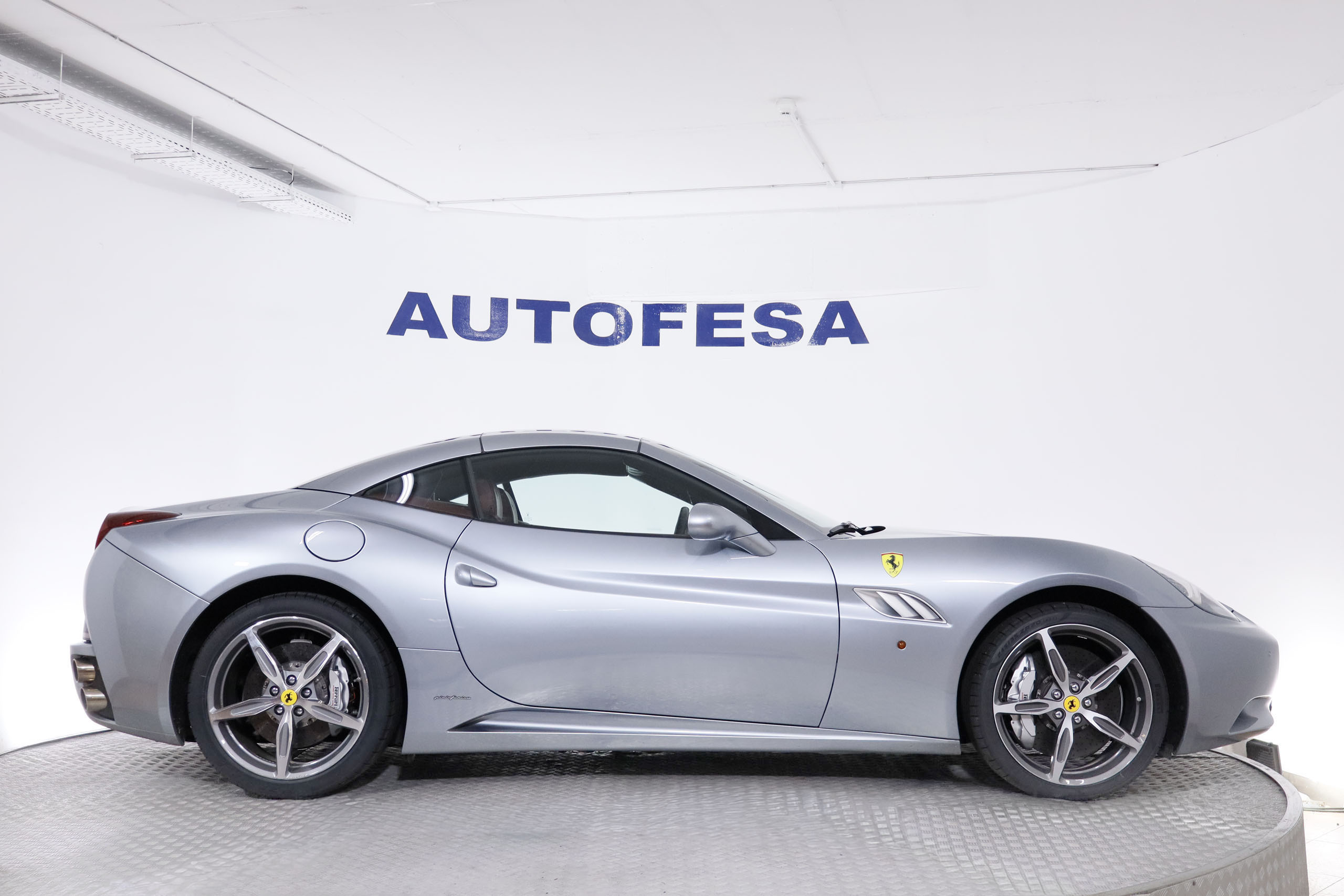Ferrari CALIFORNIA 4.3 V8 AUTO 490CV 2P # NAVY,CUERO,BIXENON foto 17