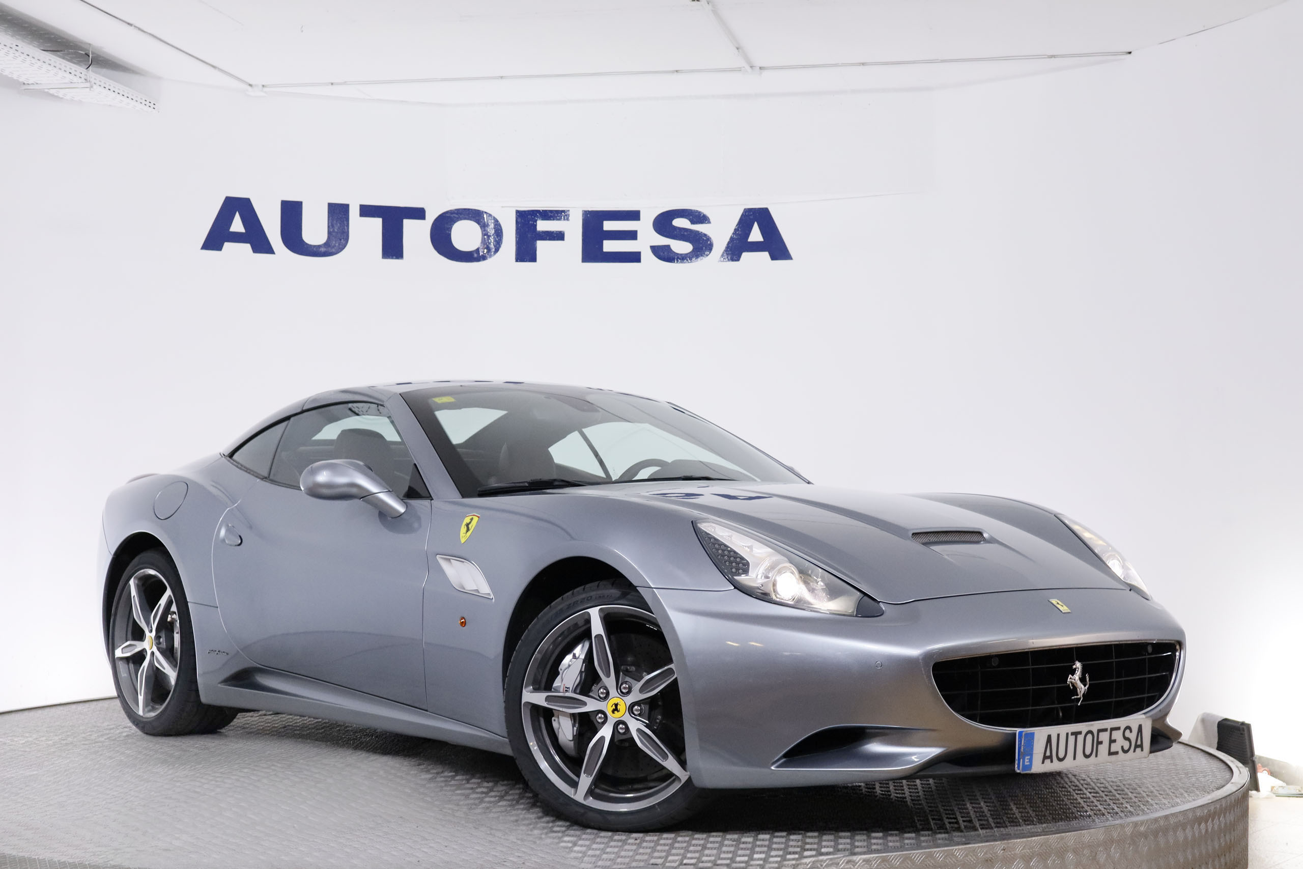 Ferrari CALIFORNIA 4.3 V8 AUTO 490CV 2P # NAVY,CUERO,BIXENON foto 5