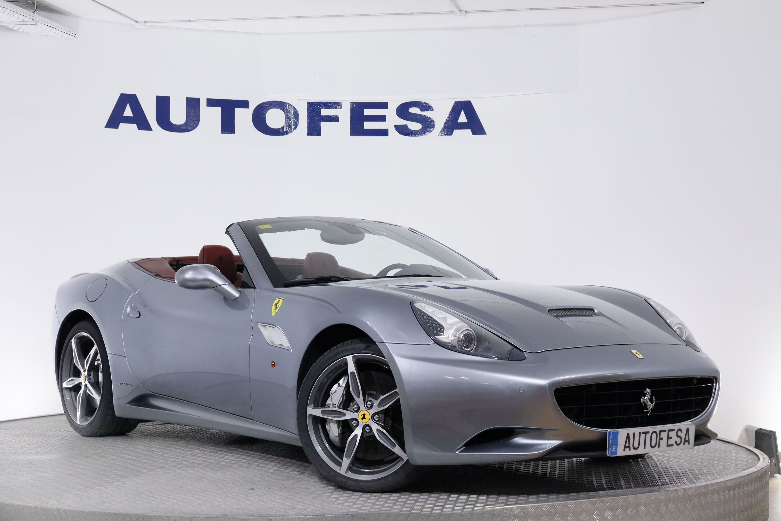Ferrari CALIFORNIA 4.3 V8 AUTO 490CV 2P # NAVY,CUERO,BIXENON foto 6