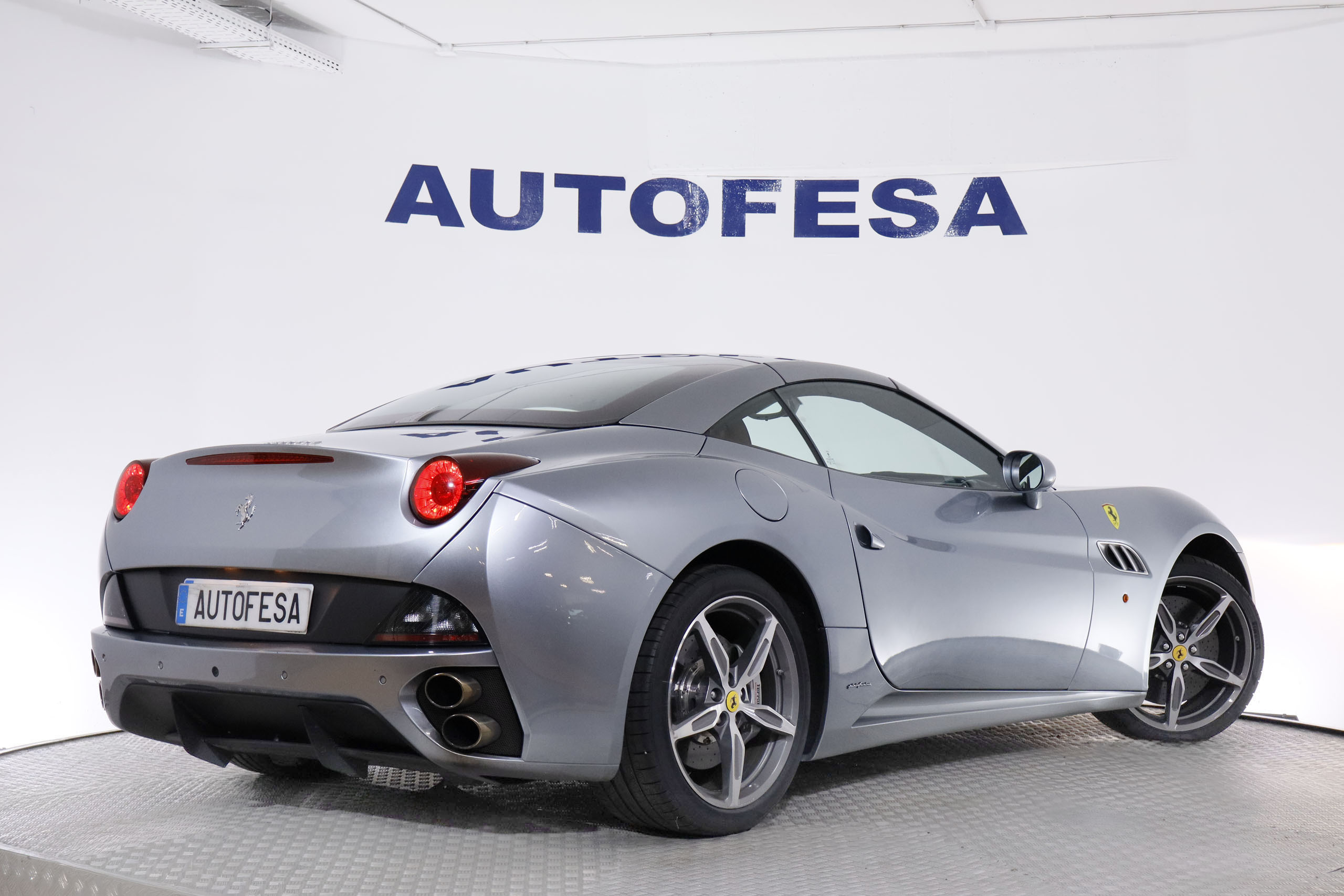 Ferrari CALIFORNIA 4.3 V8 AUTO 490CV 2P # NAVY,CUERO,BIXENON foto 9