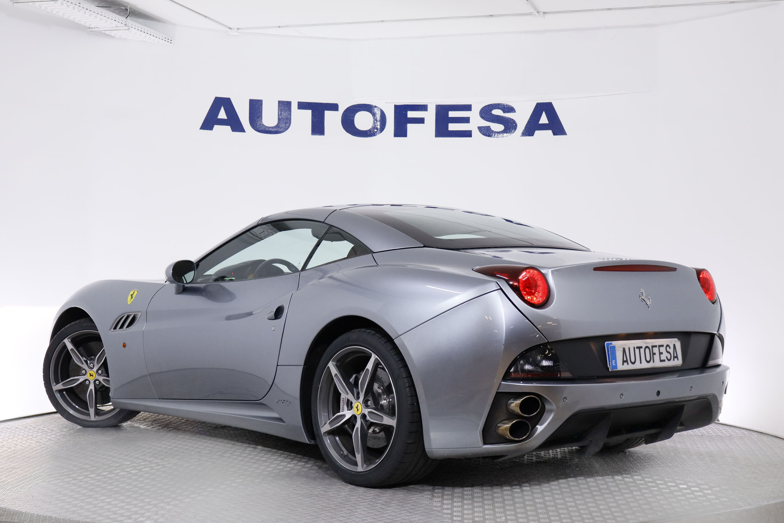 Ferrari CALIFORNIA 4.3 V8 AUTO 490CV 2P # NAVY,CUERO,BIXENON foto 13