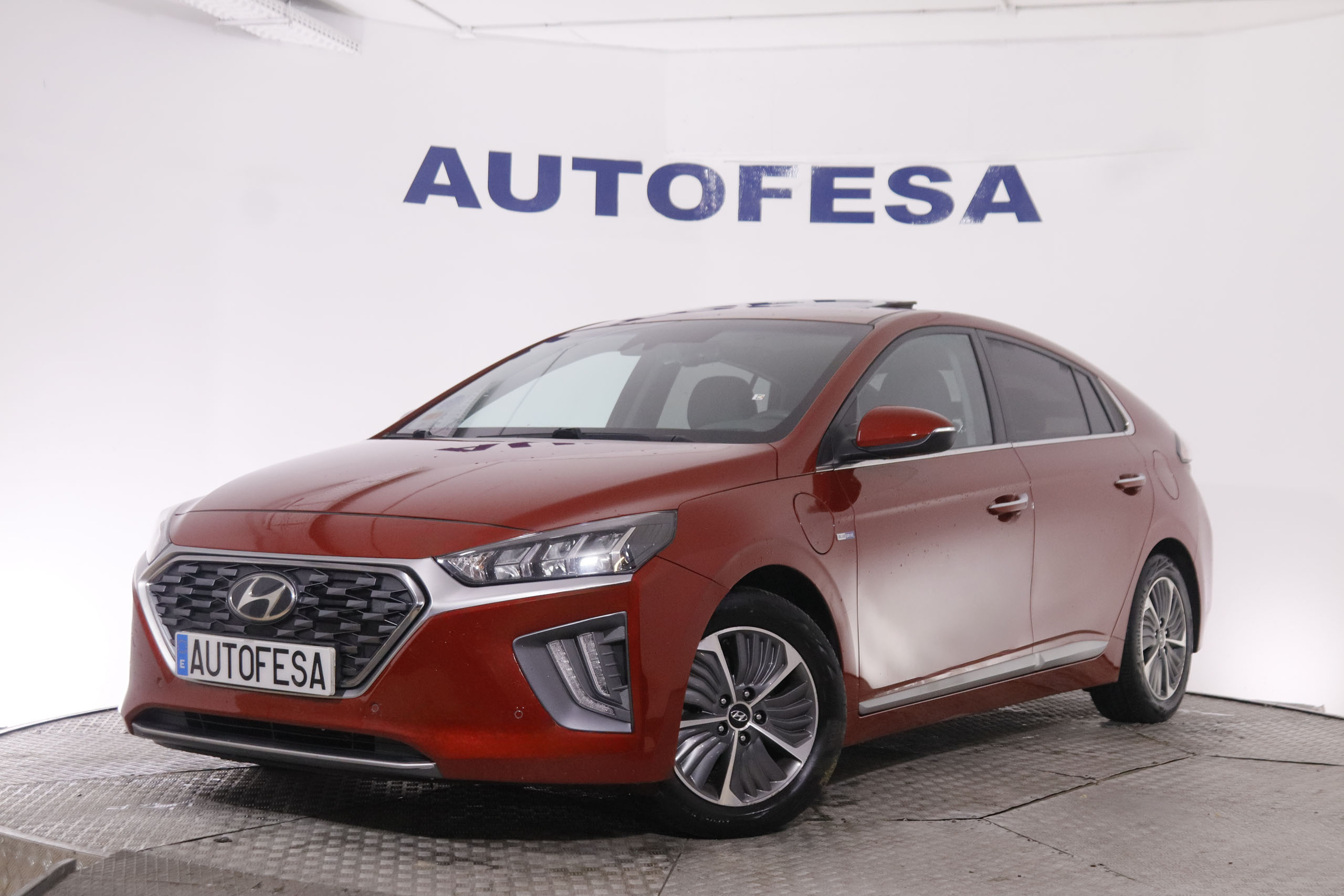 Hyundai Ioniq 1.6 GDI PHEV STYLE AUTO 141CV 5P foto 1