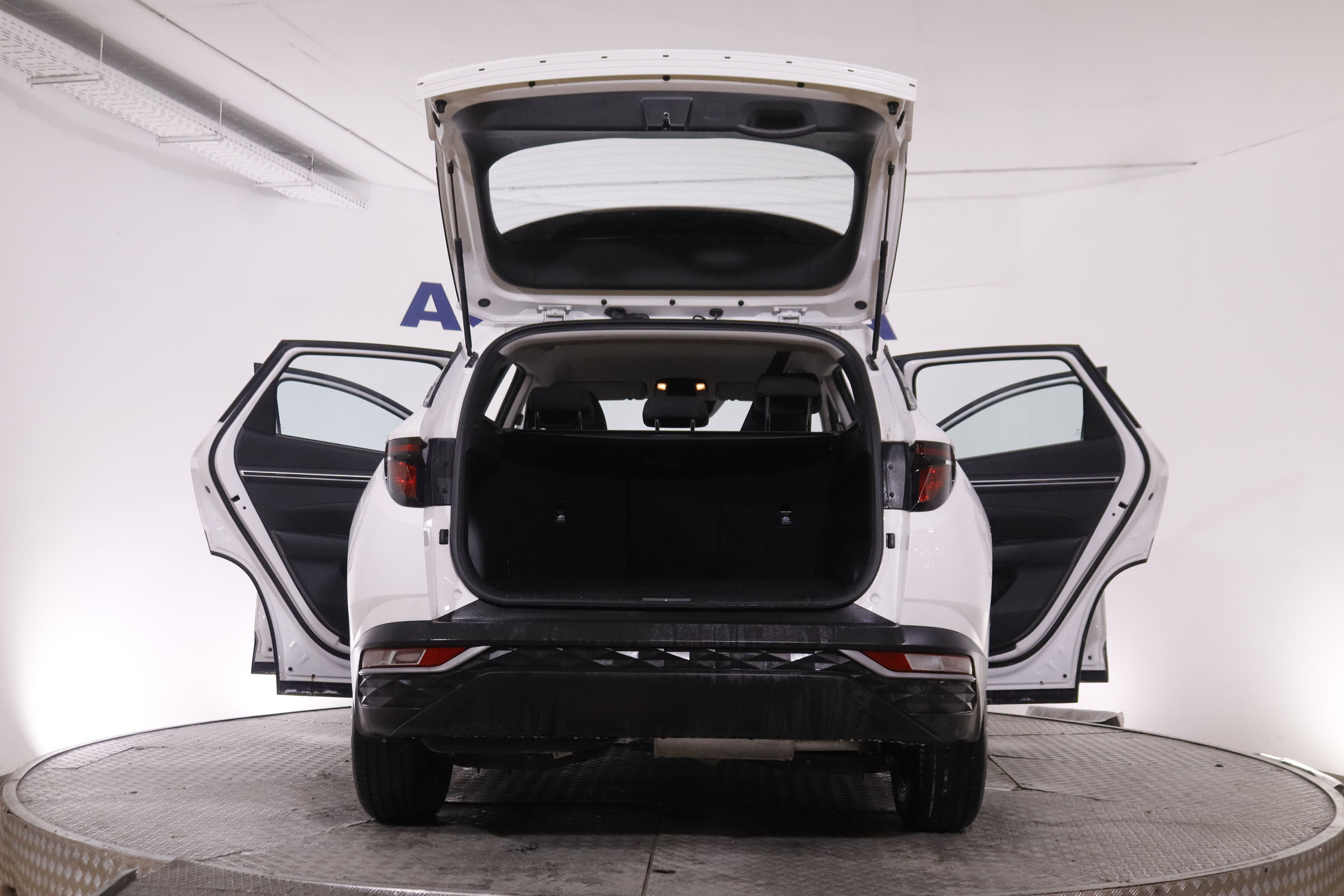 Hyundai Tucson 1.6 CRDI KLASS 115CV 5P # IVA DEDUCIBLE, PARKTRONIC foto 10