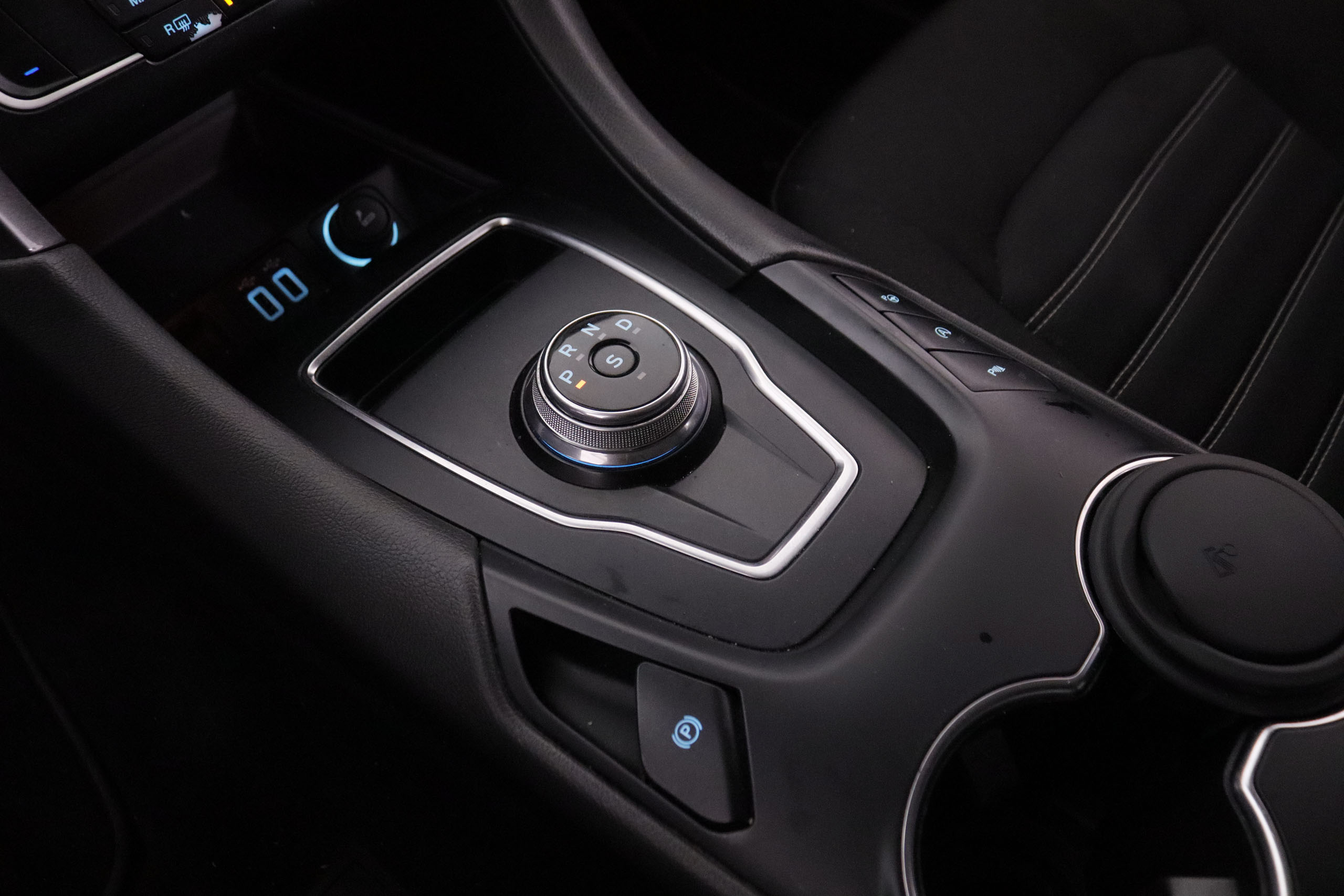 Ford Mondeo SB 2.0 TDCI TREND POWERSHIFT AUTO 150CV 5P # NAVY, PARKTRONIC foto 23