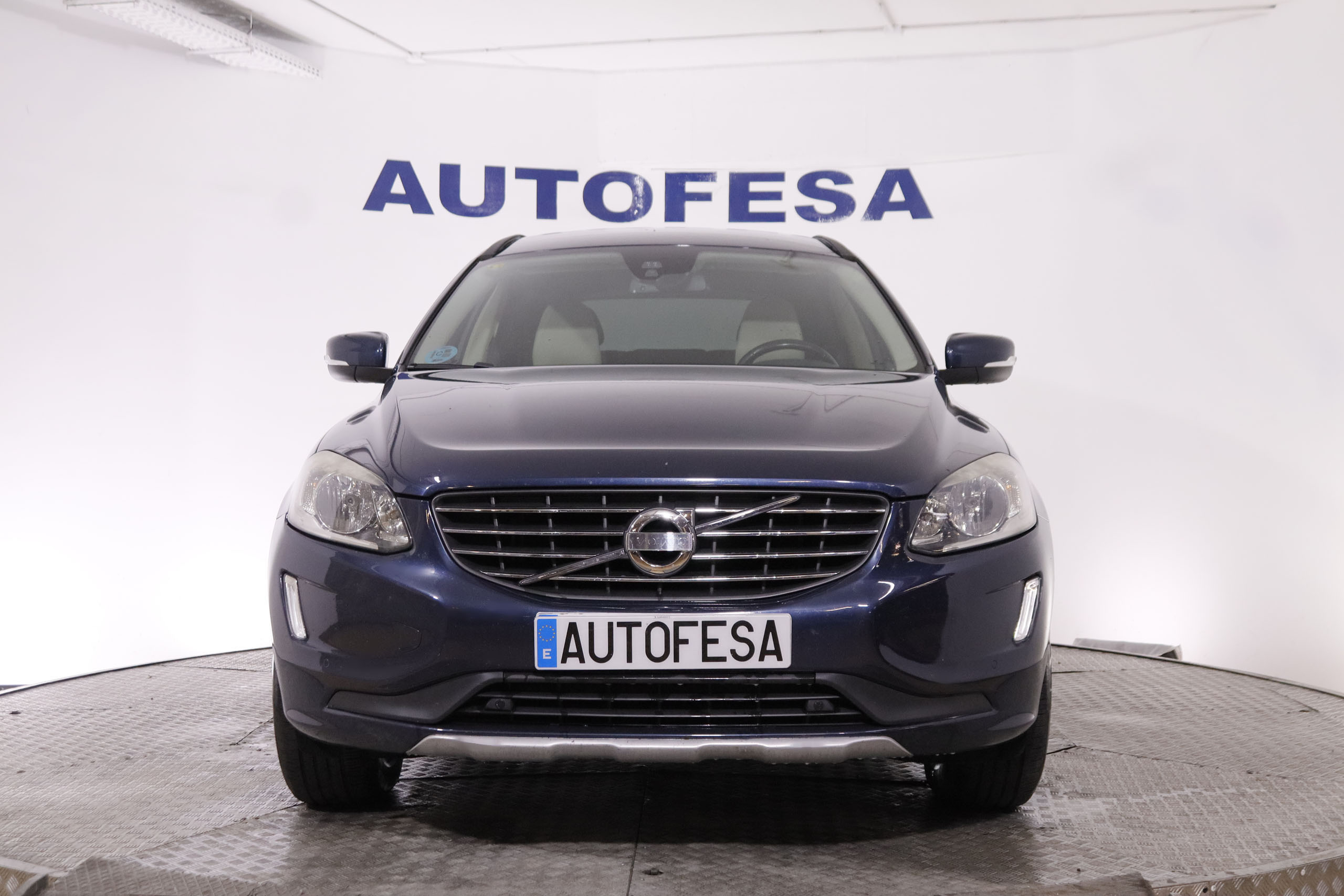 Volvo Xc 60 2.0 D4 MOMENTUM AUTO 4X2 184CV 5P # PARKTRONIC foto 6