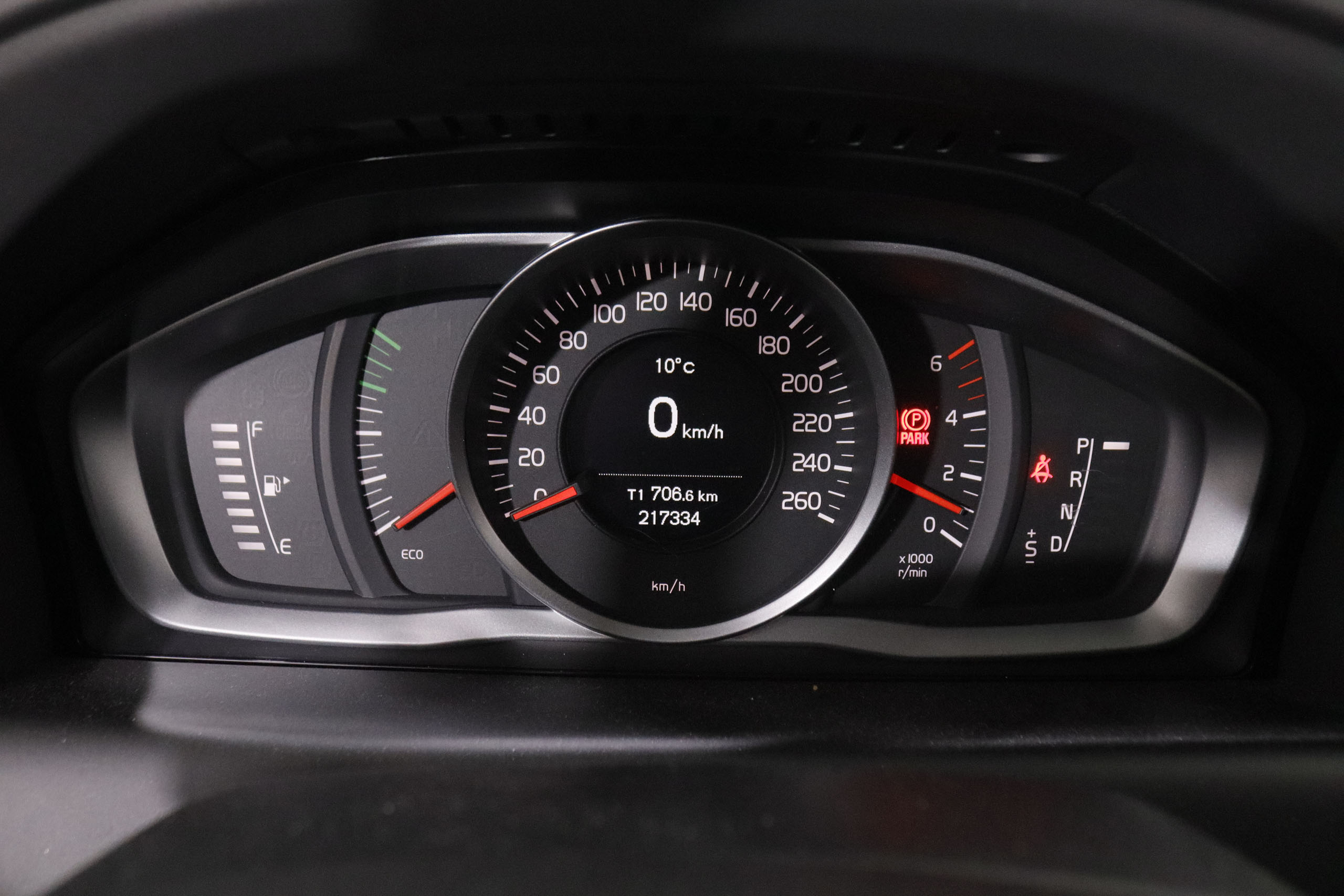 Volvo Xc 60 2.0 D4 MOMENTUM AUTO 4X2 184CV 5P # PARKTRONIC foto 19