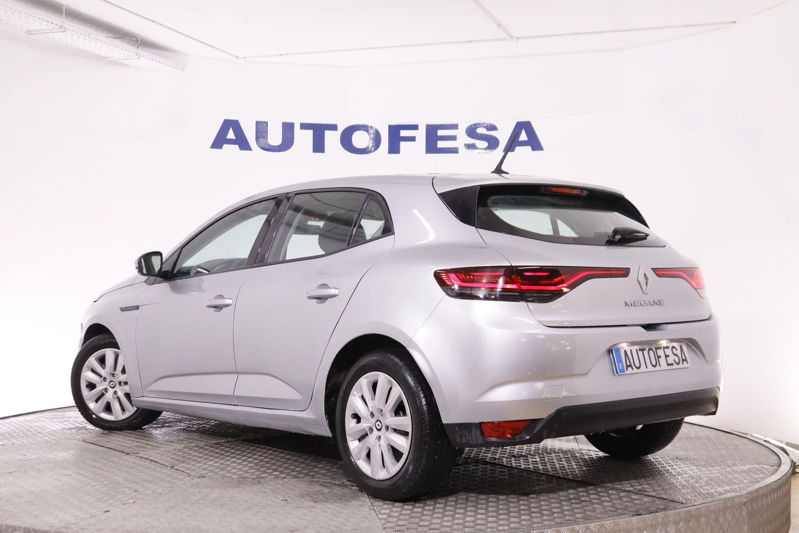 Renault Megane 1.5 BLUE DCI EQUILIBRE 115CV 5P # NAVY,PARKTRONIC foto 9