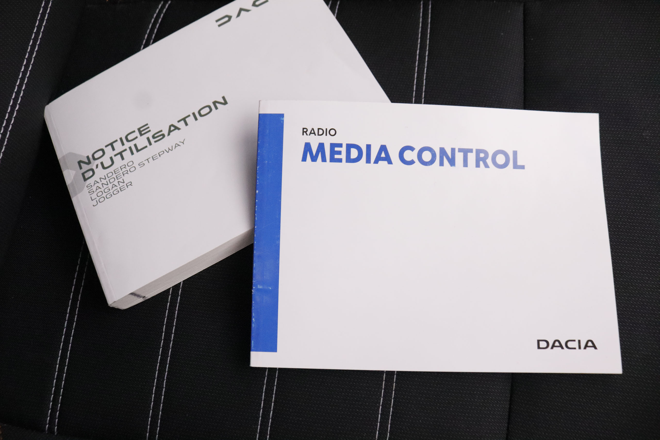 Dacia Sandero STEPWAY 1.0 ECO-G GAS GLP ESSENTIAL 100CV 5P # PARKTRONIC,FAROS LED foto 23