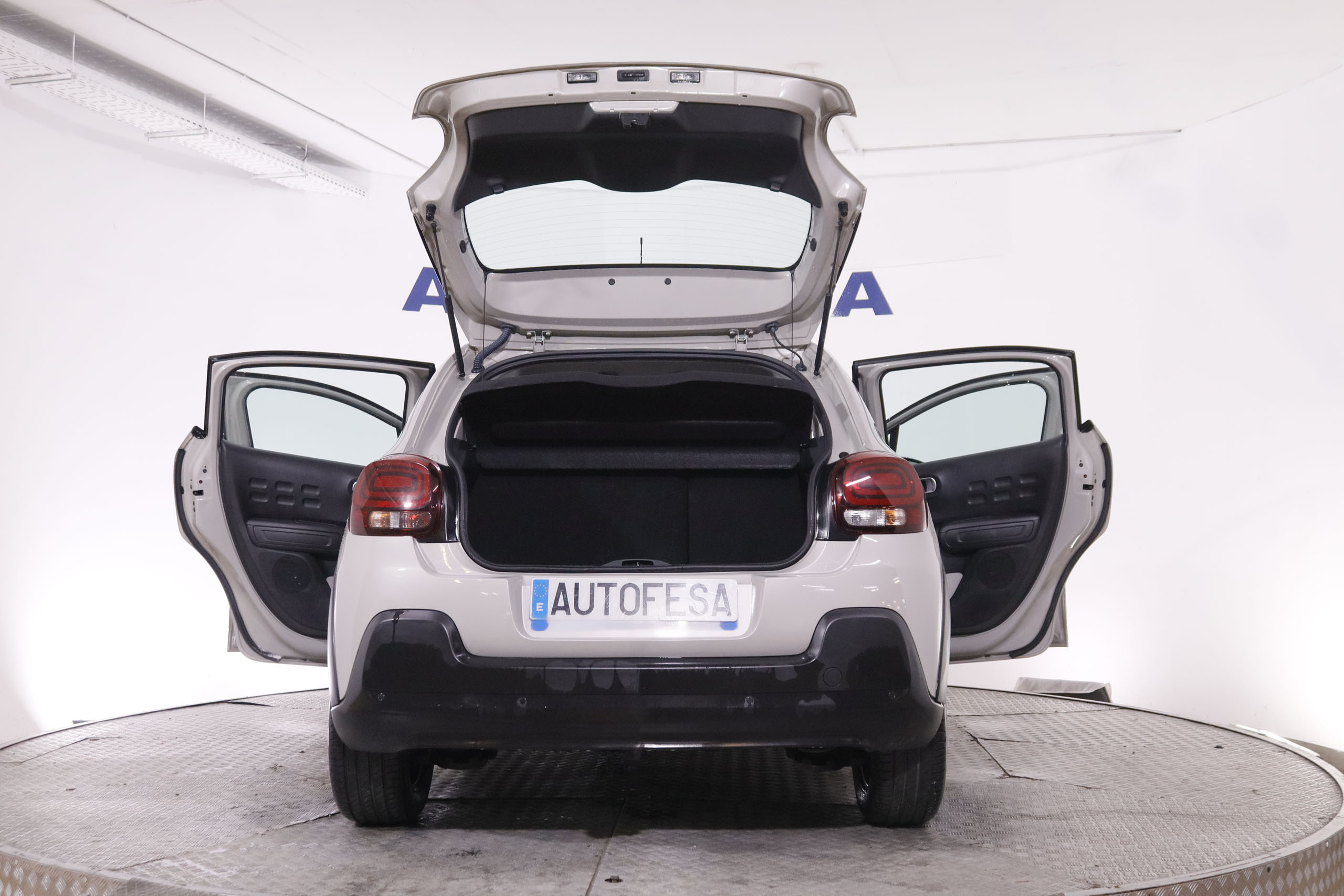 Citroen C3 1.2 PURETECH FEEL PACK 83CV 5P # NAVY, PARKTRONIC foto 11