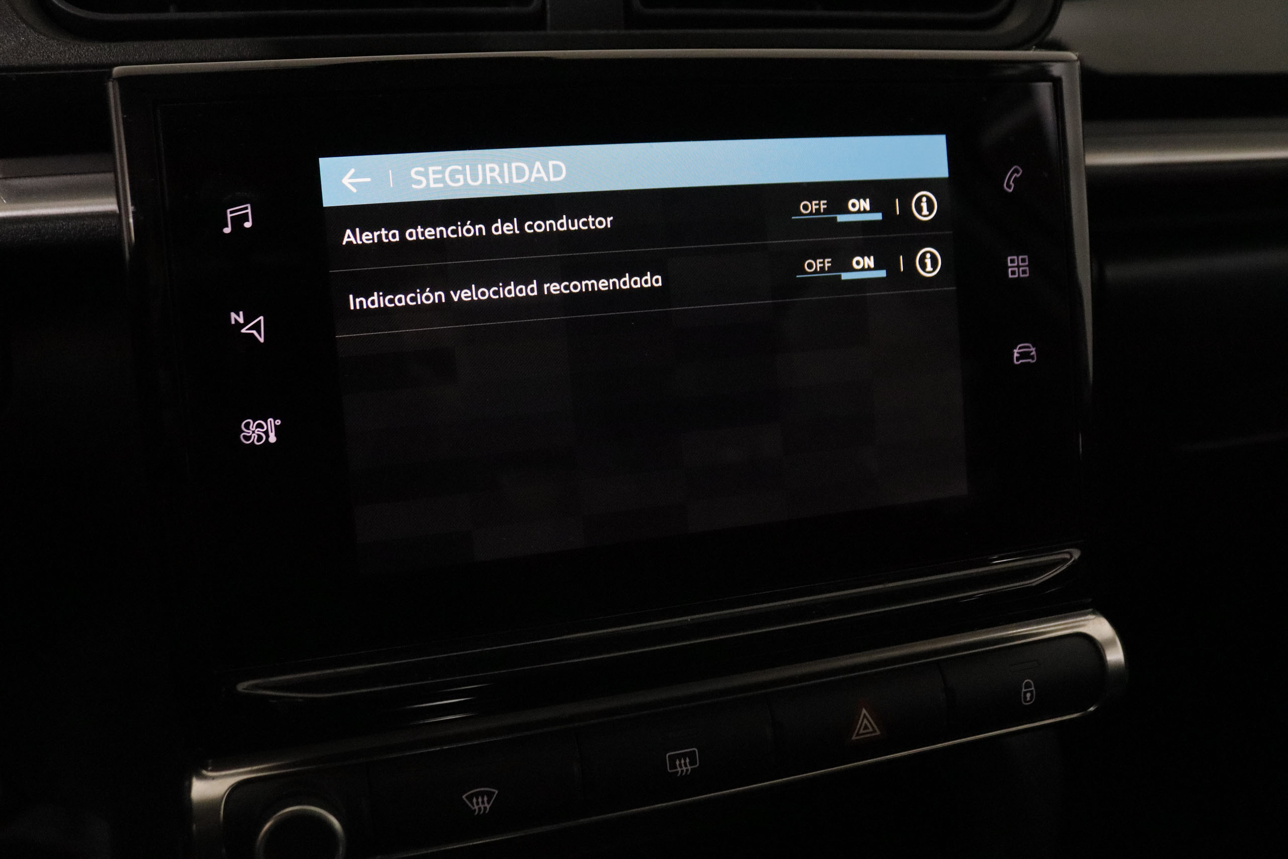 Citroen C3 1.2 PURETECH FEEL PACK 83CV 5P # NAVY, PARKTRONIC foto 22