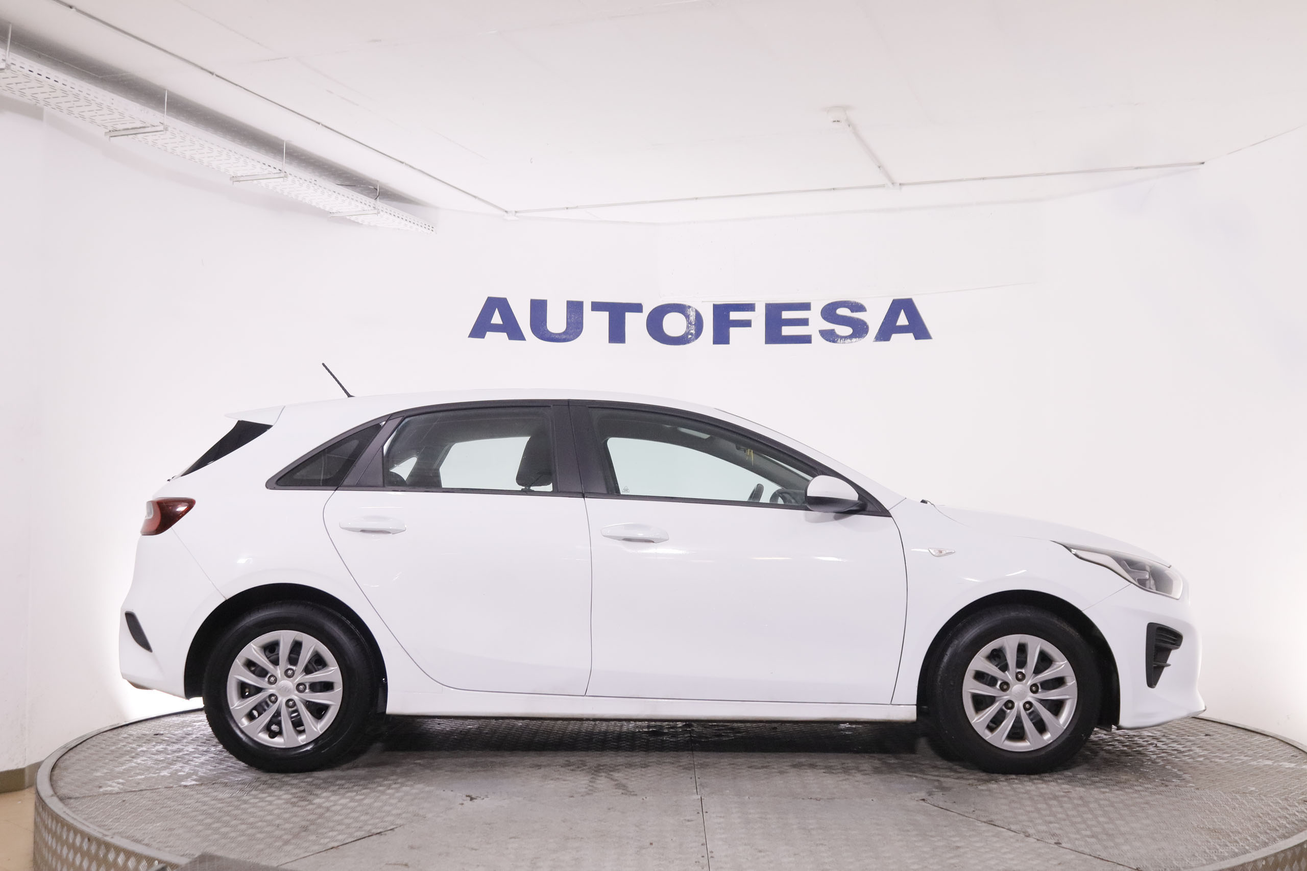 Kia Ceed 1.0 T-GDI CONCEPT 120CV 5P # IVA DEDUCIBLE foto 10