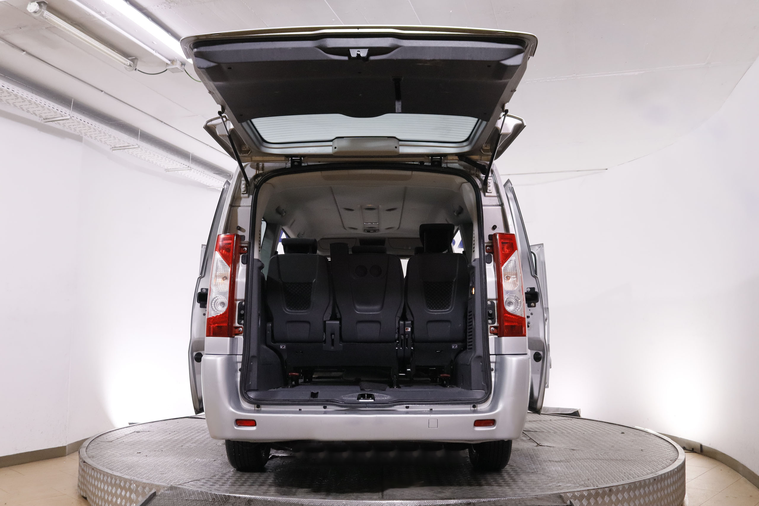 Fiat Scudo 2.0 MJTE PANORAMA 165CV 9 PLAZAS 5P foto 11