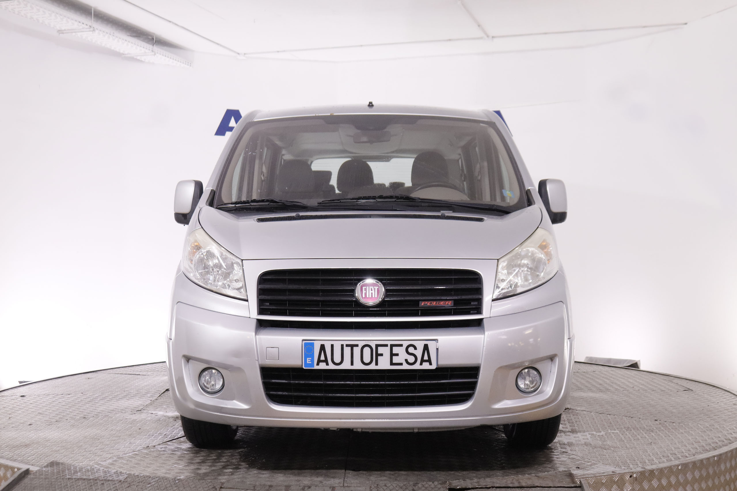 Fiat Scudo 2.0 MJTE PANORAMA 165CV 9 PLAZAS 5P foto 2