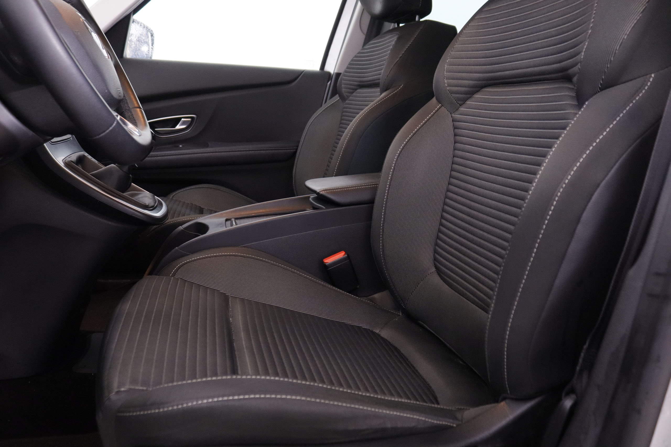 Renault Scenic 1.6 DCI 120CV BUSINESS 5P # NAVY,CAMARA TRASERA,PARKTORNIC foto 22