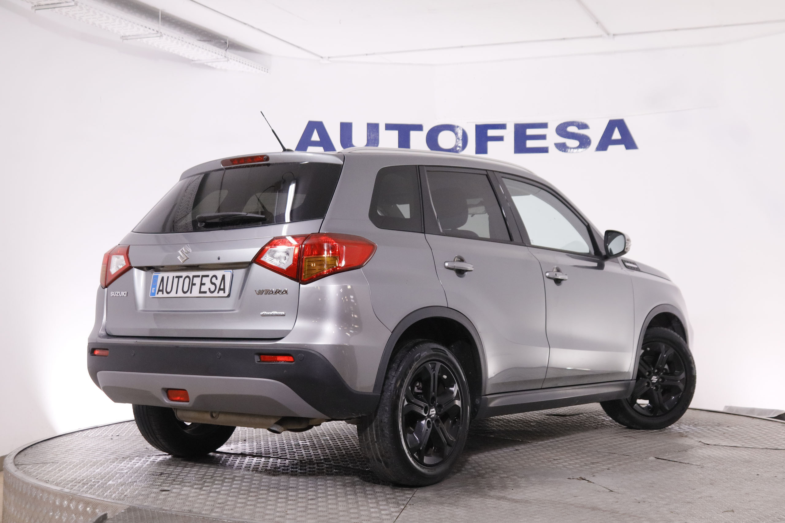 Suzuki Vitara 1.4T 4WD AUTO S 140CV 5P # NAVY,FAROS LED,CAMARA TRASERA,PARKTRONIC foto 10