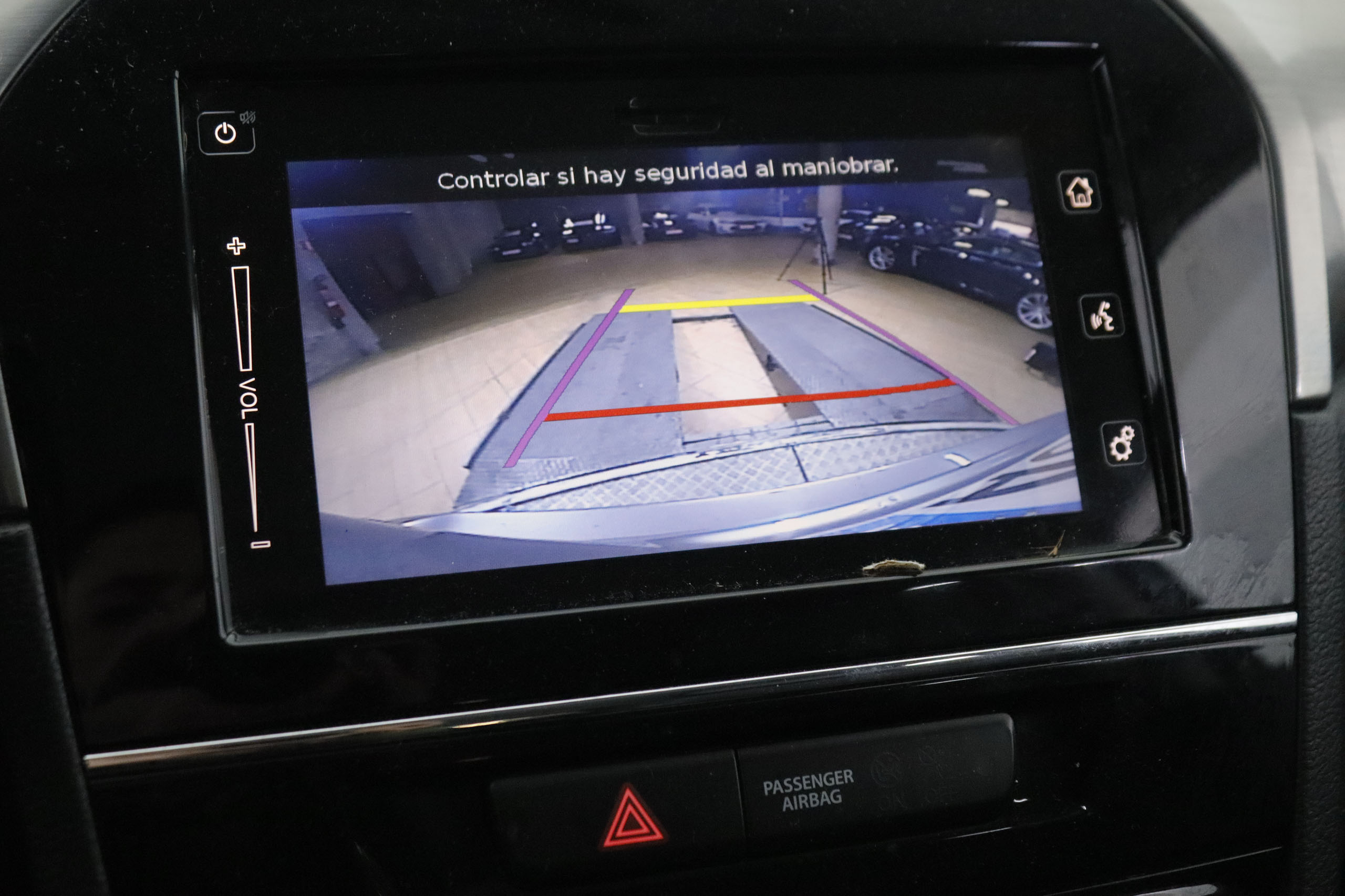 Suzuki Vitara 1.4T 4WD AUTO S 140CV 5P # NAVY,FAROS LED,CAMARA TRASERA,PARKTRONIC foto 23