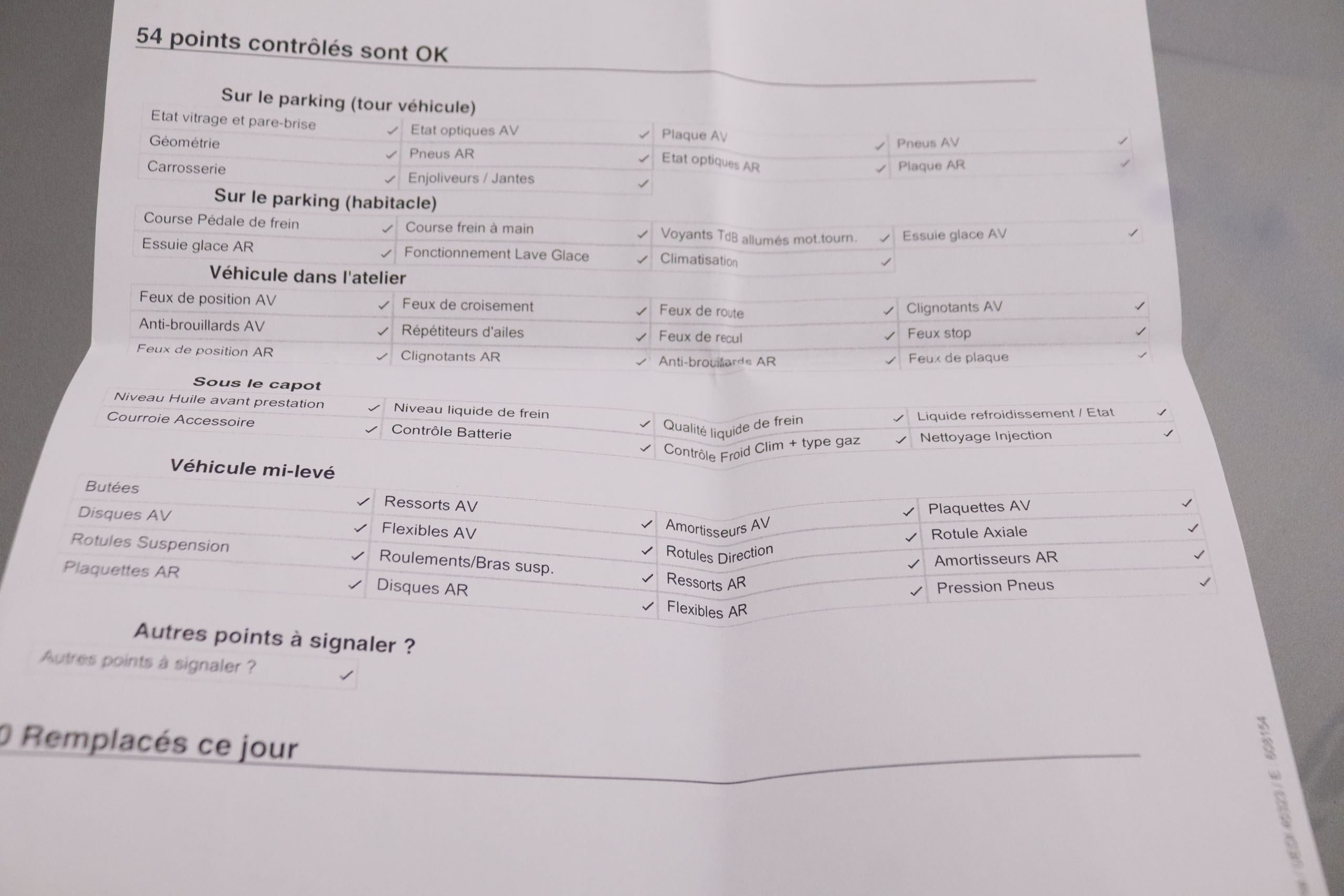 Suzuki Vitara 1.4T 4WD AUTO S 140CV 5P # NAVY,FAROS LED,CAMARA TRASERA,PARKTRONIC foto 33