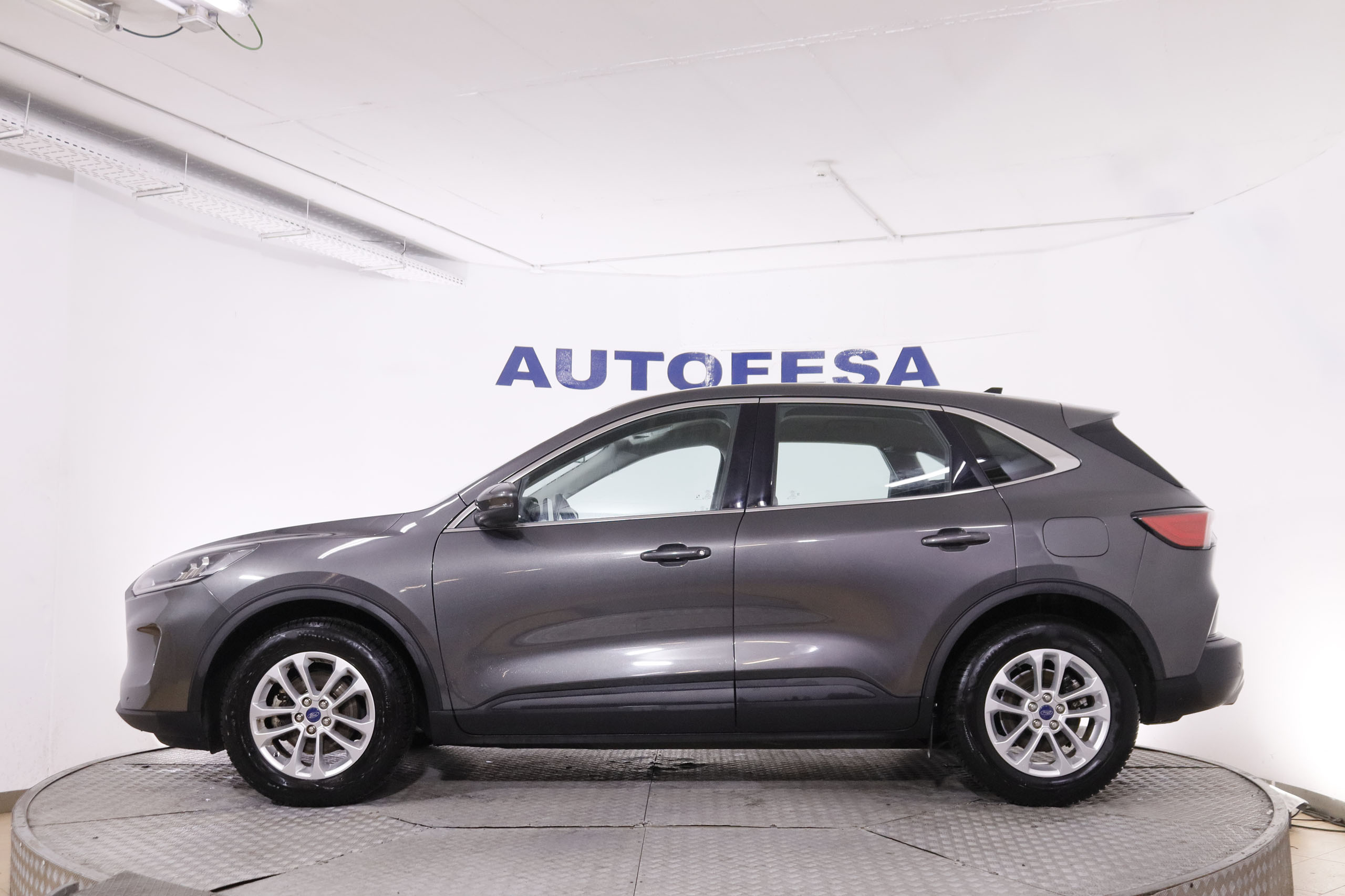 Ford Kuga 1.5 ECOBLUE 120CV TITANIUM 5P # NAVY,PARKTRONIC foto 5