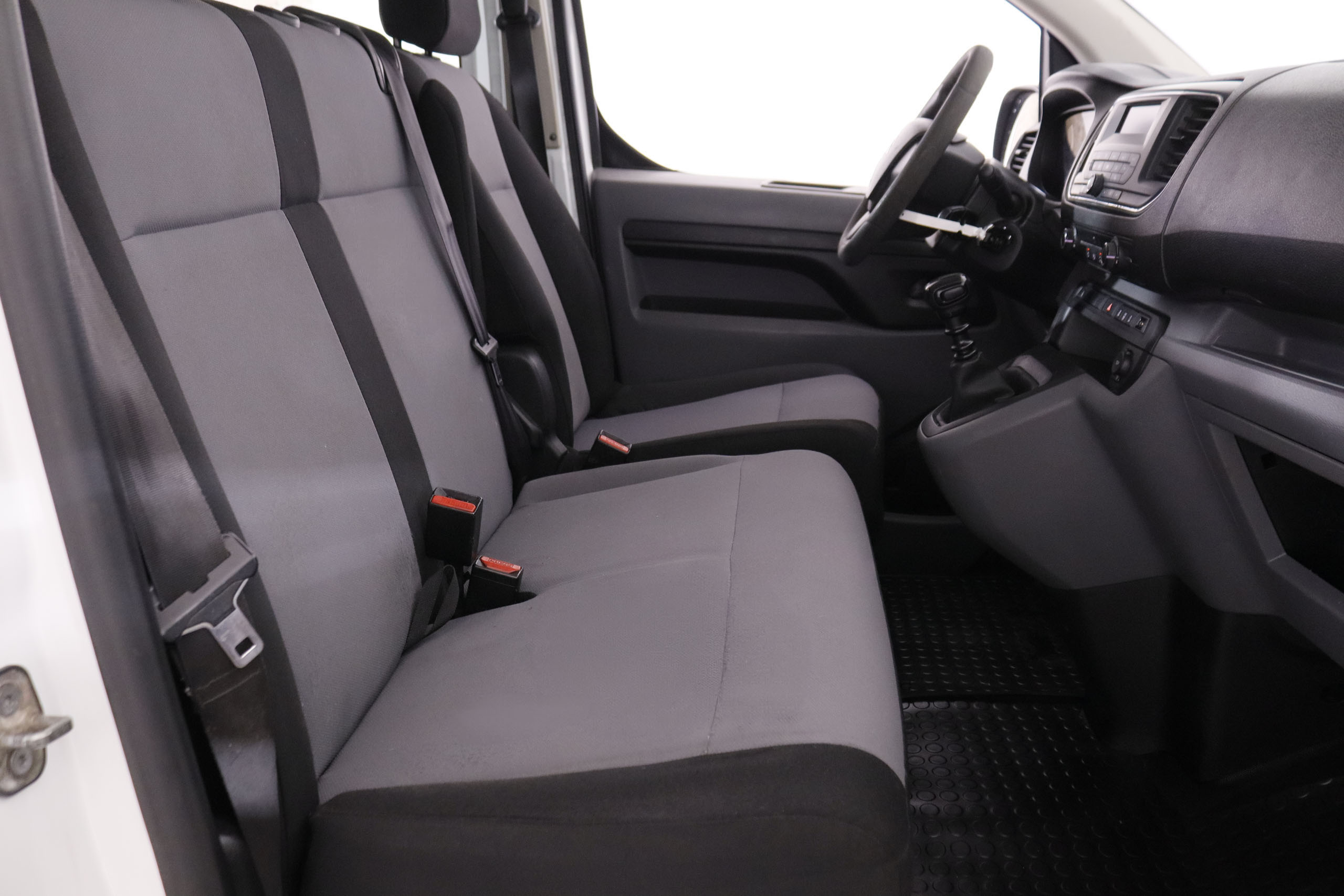 Citroen Jumpy 1.6 COMBI TALLA M 115CV 6 PLAZAS 4P # IVA DEDUCIBLE foto 21