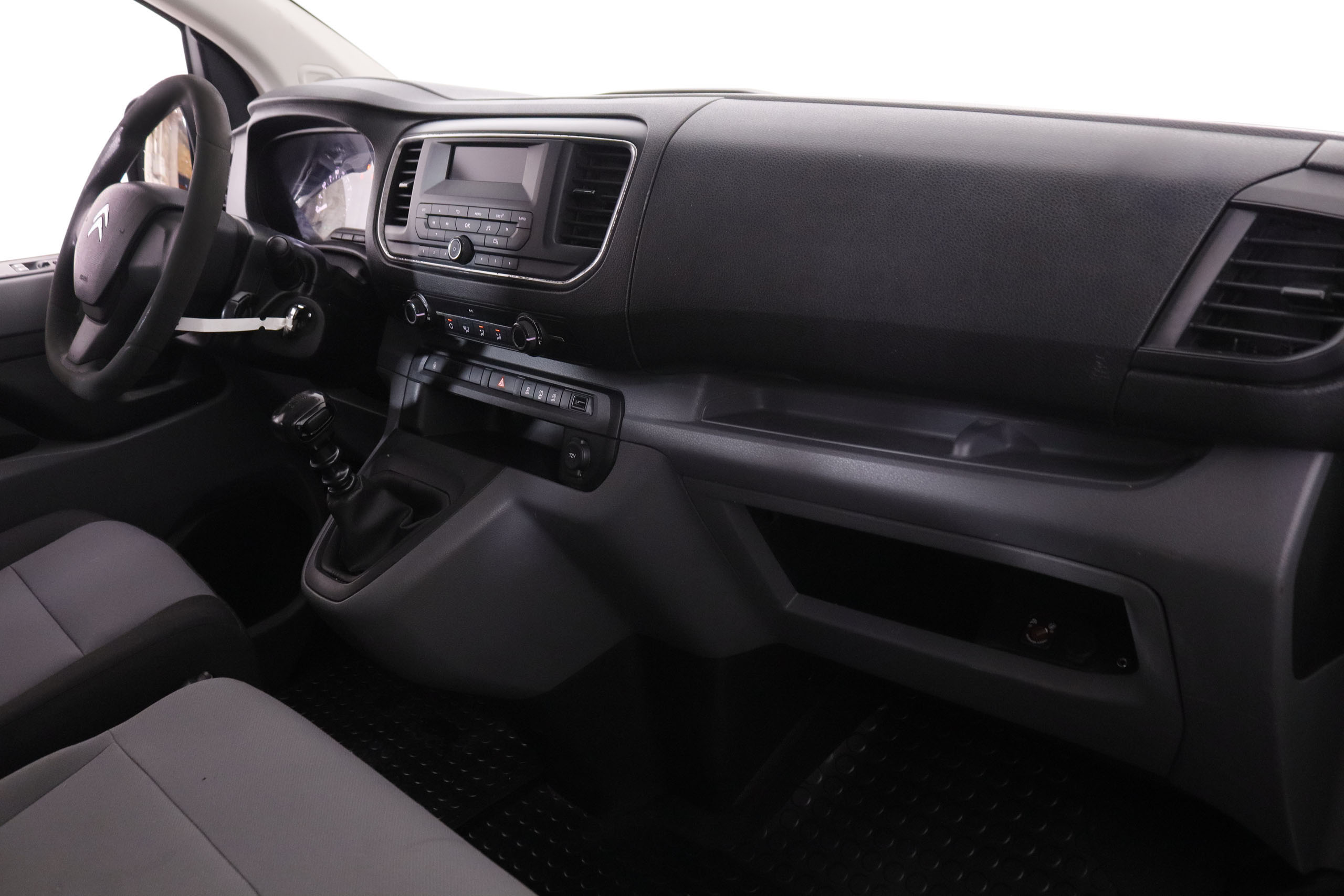 Citroen Jumpy 1.6 COMBI TALLA M 115CV 6 PLAZAS 4P # IVA DEDUCIBLE foto 15