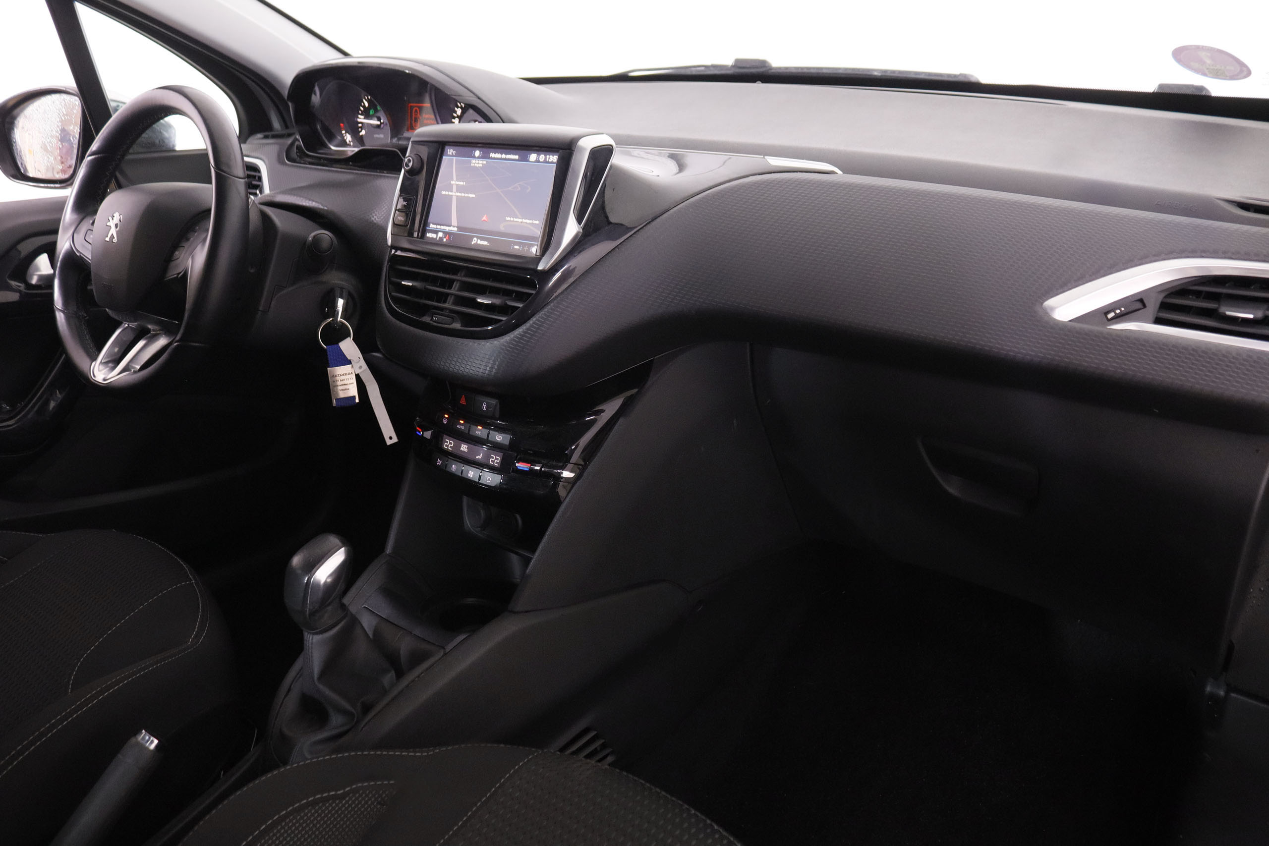 Peugeot 208 1.2 PURE TECH ALLURE 82CV 5P # NAVY, PARKTRONIC foto 15