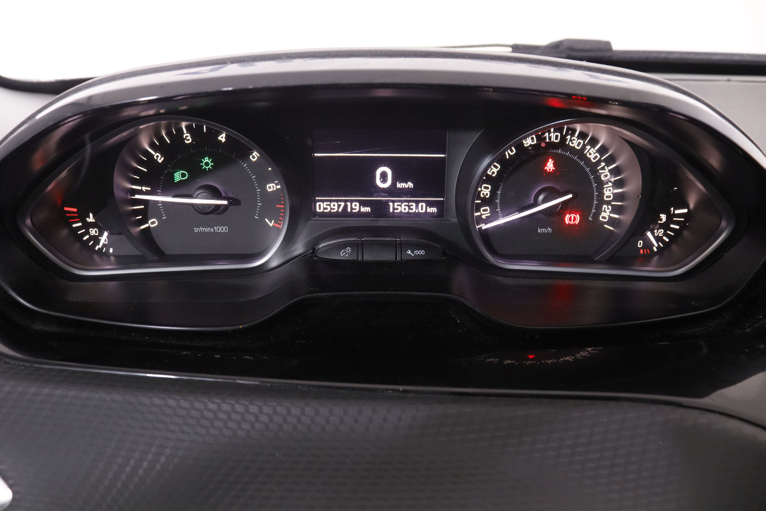 Peugeot 208 1.2 PURE TECH ALLURE 82CV 5P # NAVY, PARKTRONIC foto 17