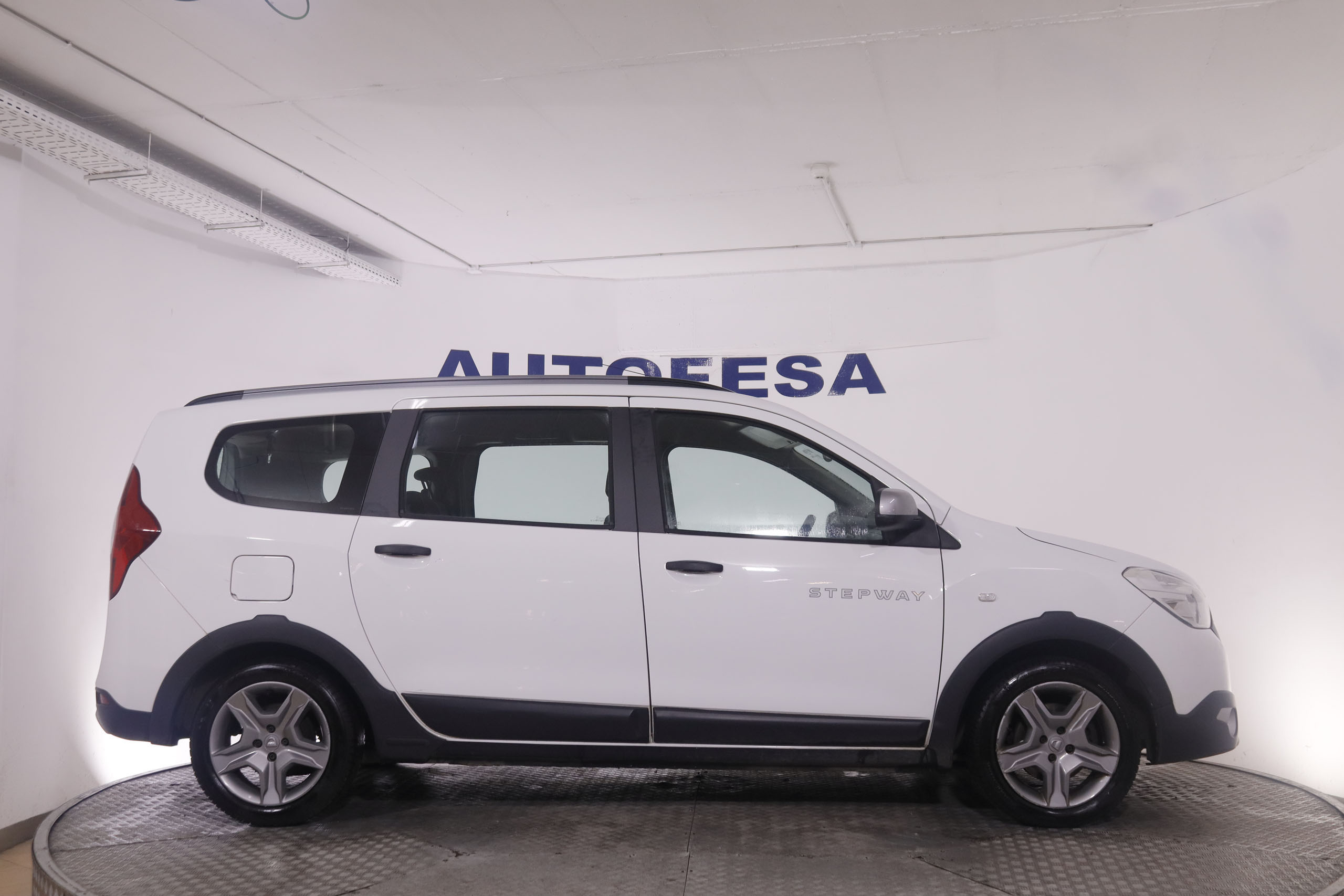 Dacia Lodgy 1.2 TCE STEPWAY 115CV 5P # PARKTRONIC foto 9