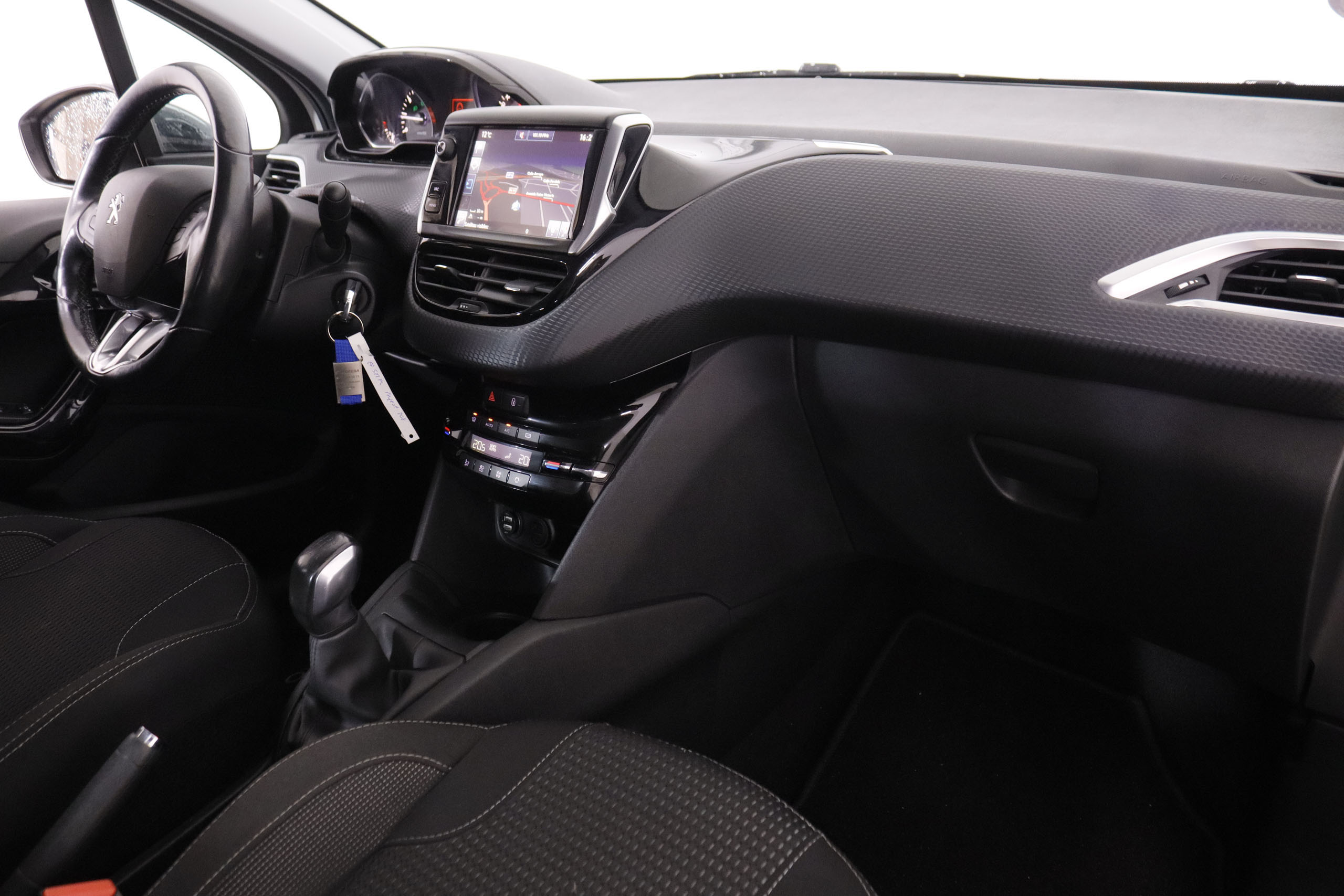 Peugeot 208 1.2 PURE TECH ALLURE 82CV 5P # NAVY, PARKTRONIC foto 15