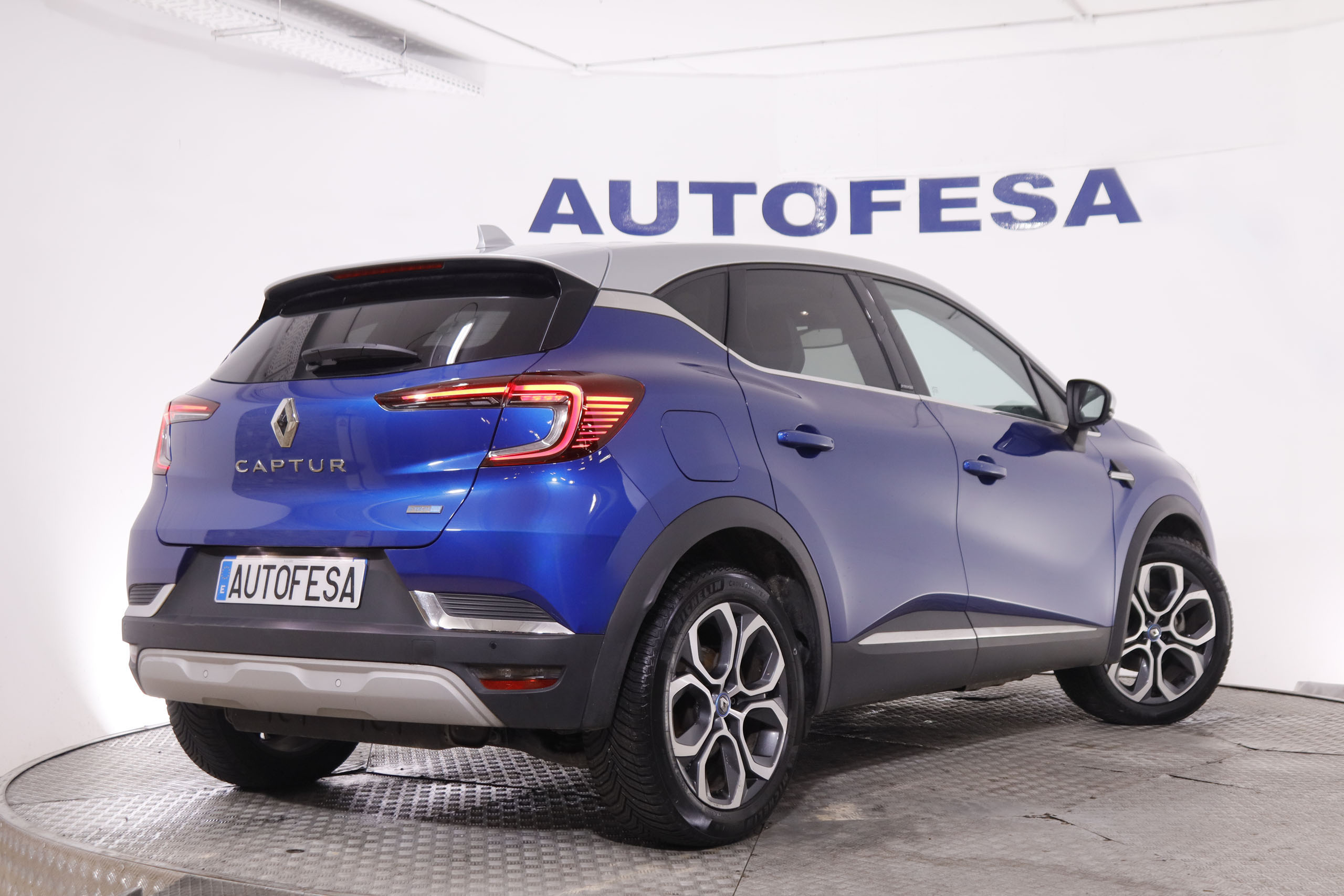 Renault Captur 1.6 E-TECH PLUG-IN INTENS AUTO 160CV 5P # IVA DEDUCIBLE, NAVY, PARKTRONIC foto 7