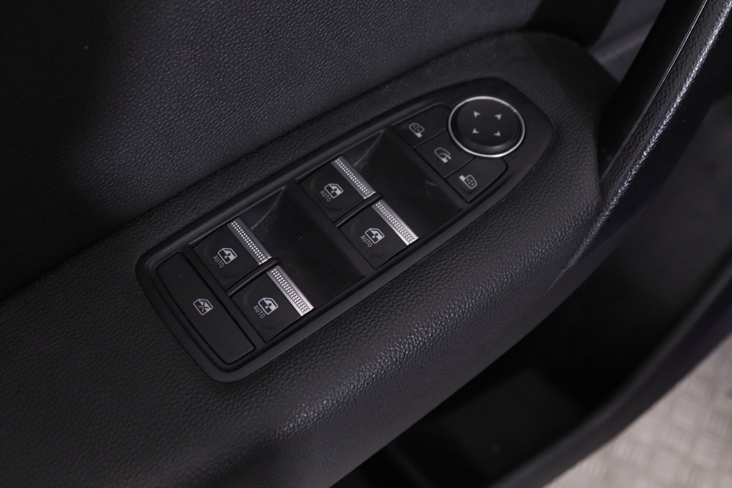 Renault Captur 1.6 E-TECH PLUG-IN INTENS AUTO 160CV 5P # IVA DEDUCIBLE, NAVY, PARKTRONIC foto 27