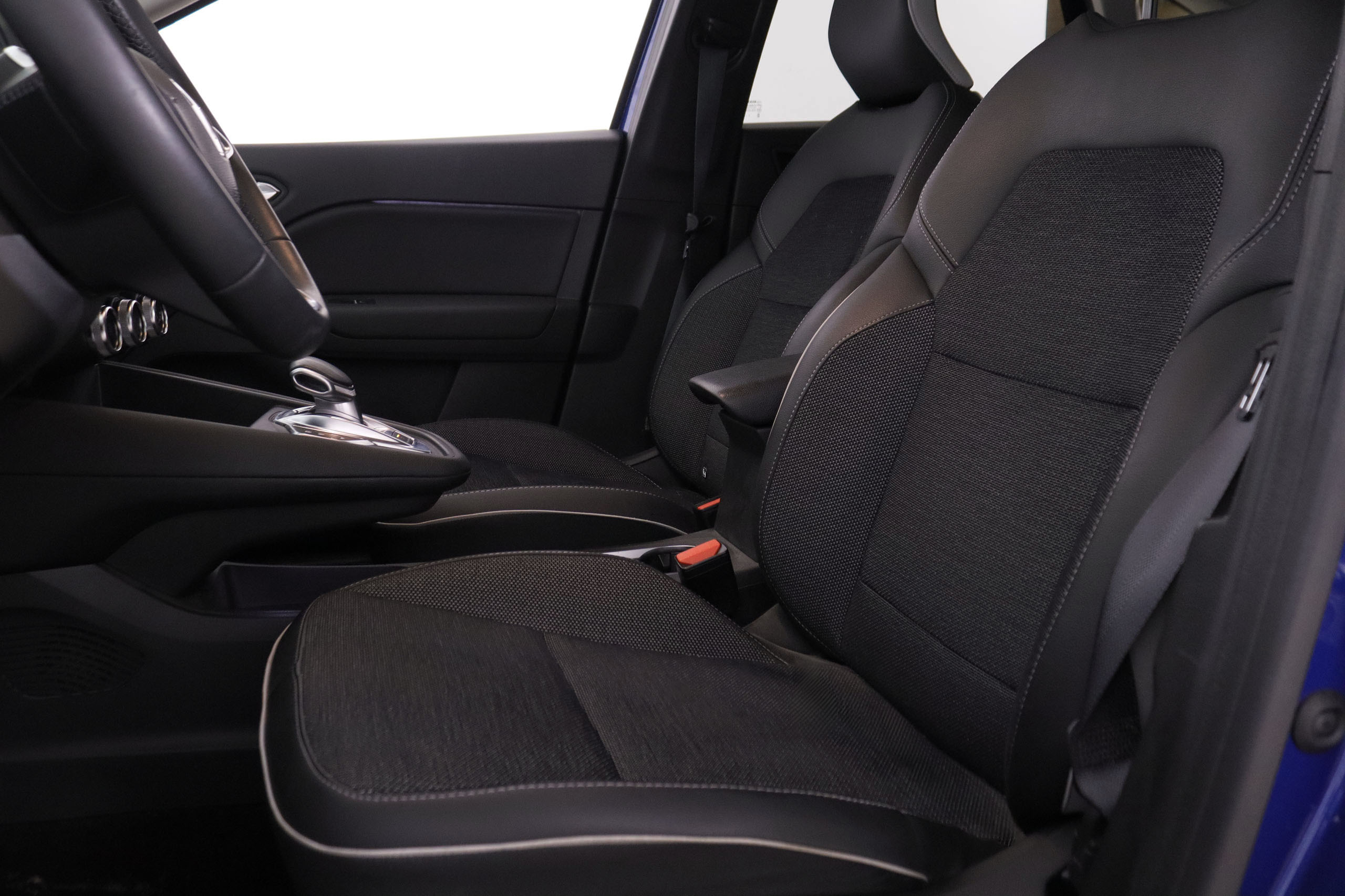 Renault Captur 1.6 E-TECH PLUG-IN INTENS AUTO 160CV 5P # IVA DEDUCIBLE, NAVY, PARKTRONIC foto 30