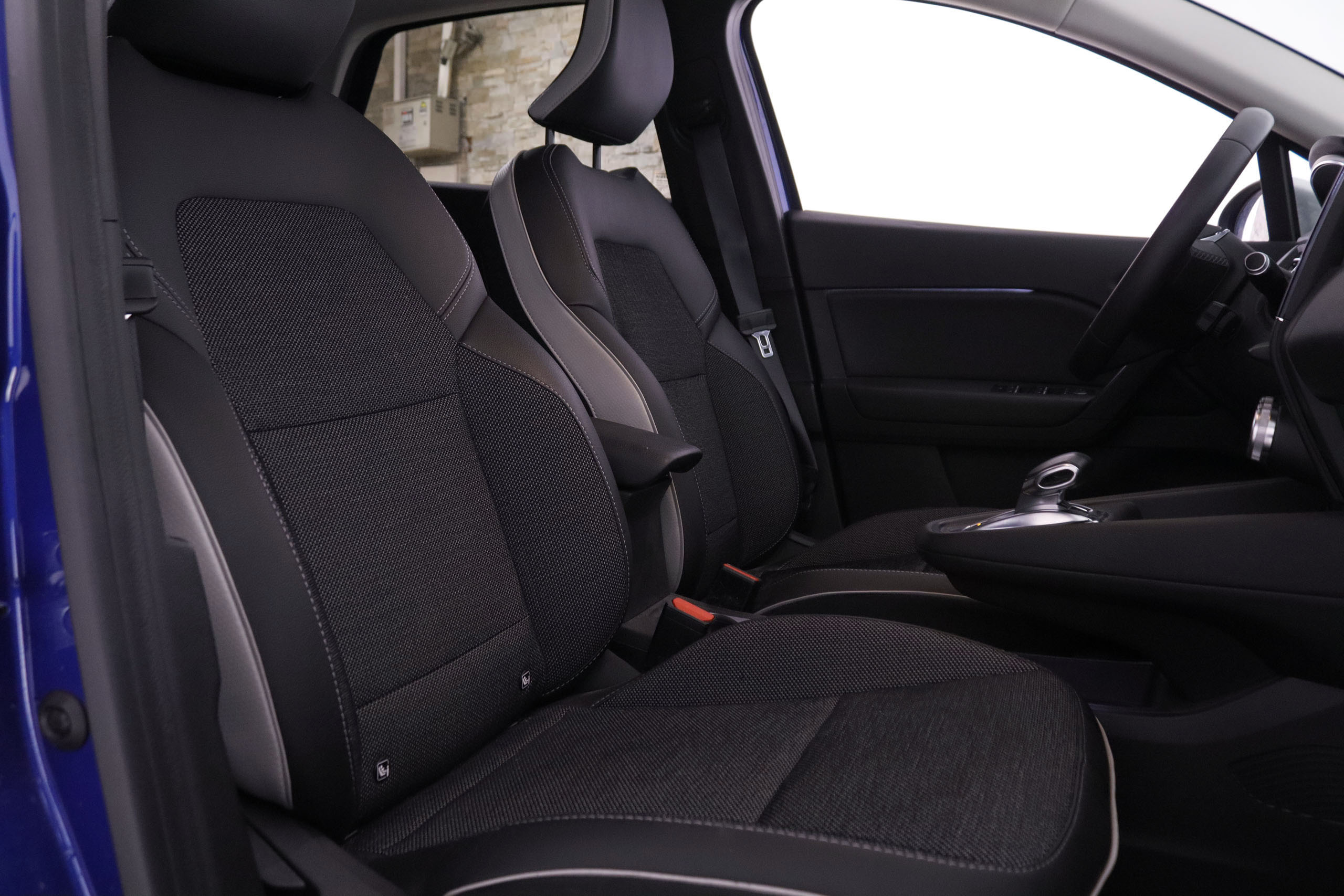 Renault Captur 1.6 E-TECH PLUG-IN INTENS AUTO 160CV 5P # IVA DEDUCIBLE, NAVY, PARKTRONIC foto 31