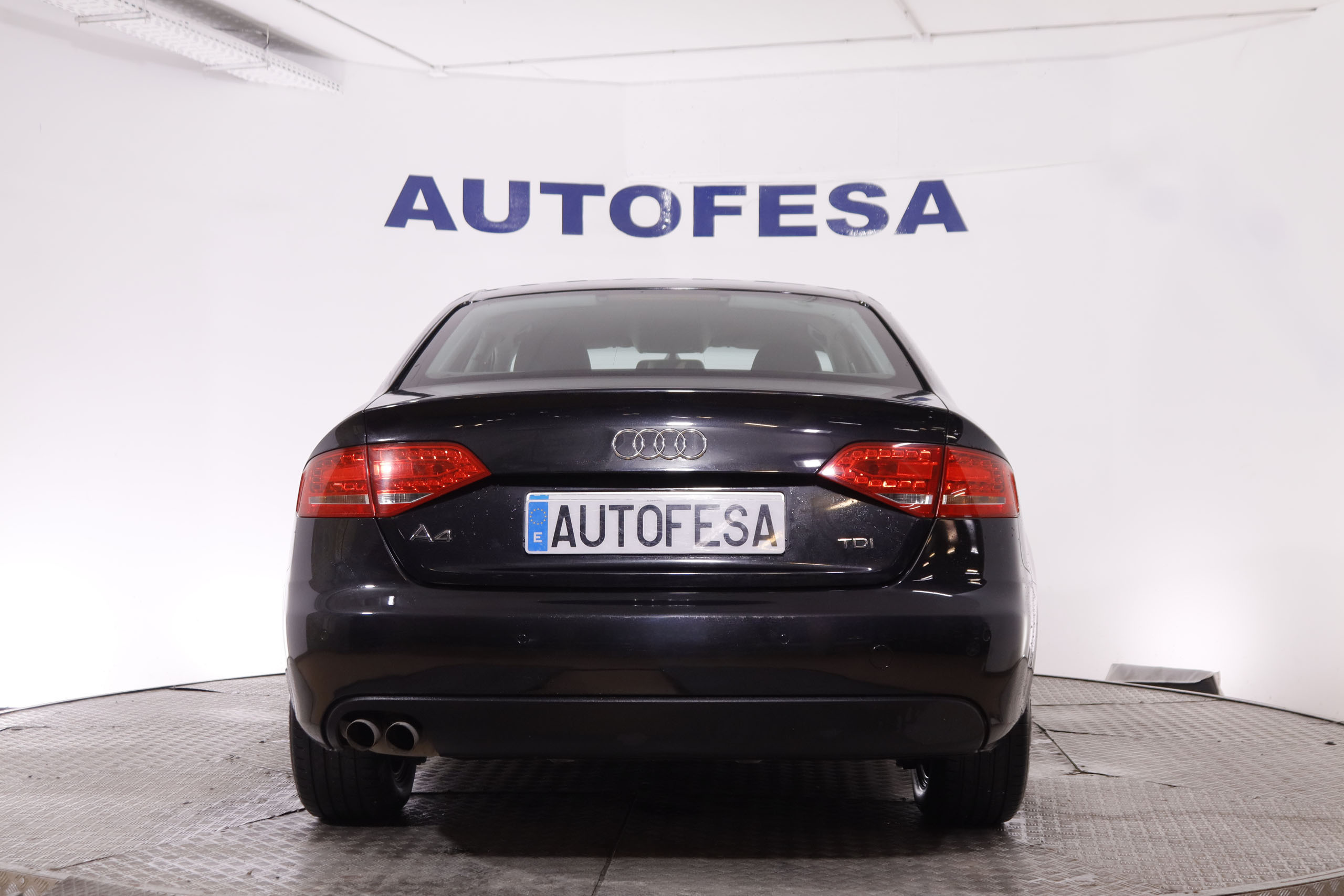Audi A4 2.0 TDI MULTITRONIC AUTO 143CV 4P # PARKTRONIC foto 6