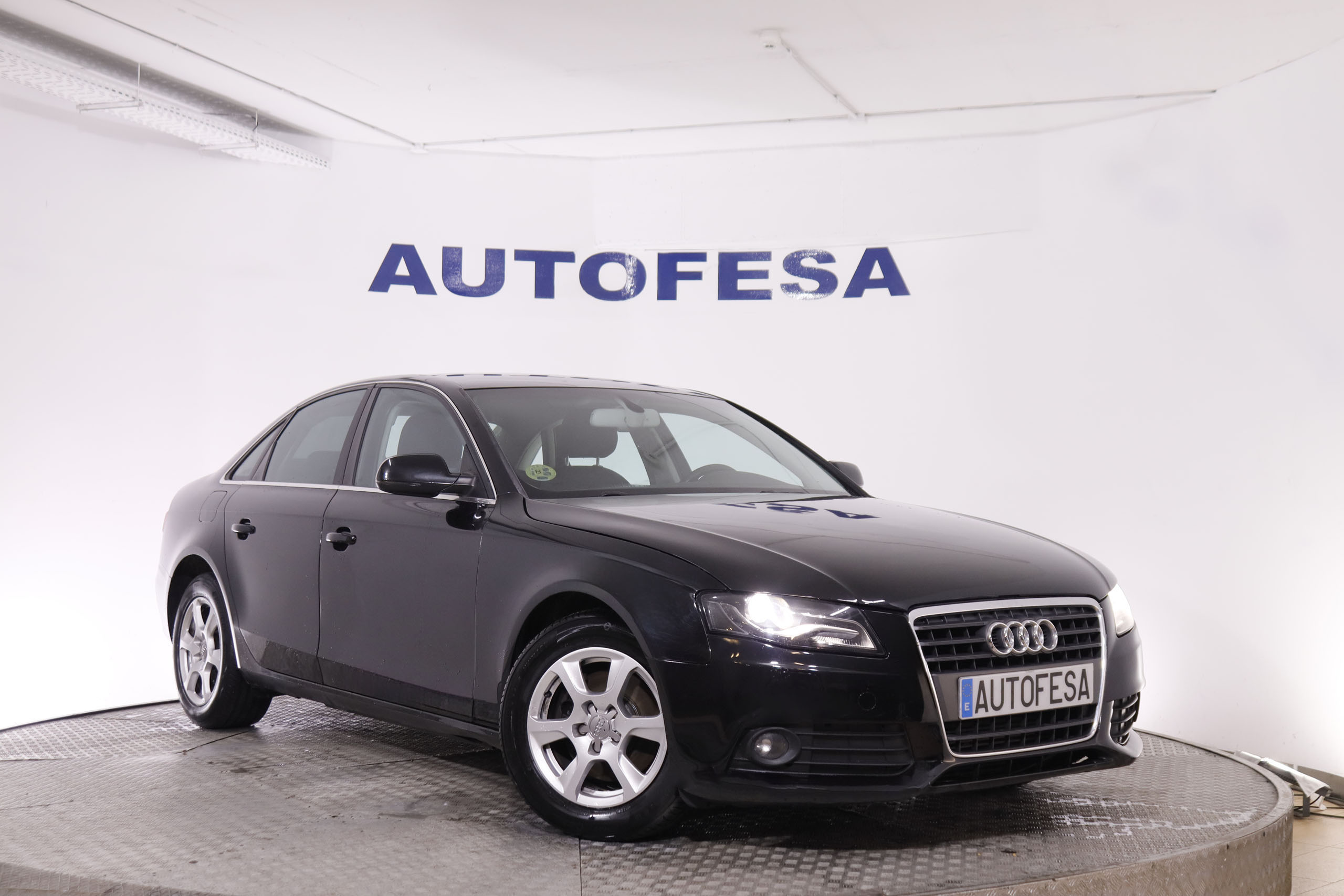 Audi A4 2.0 TDI MULTITRONIC AUTO 143CV 4P # PARKTRONIC foto 3