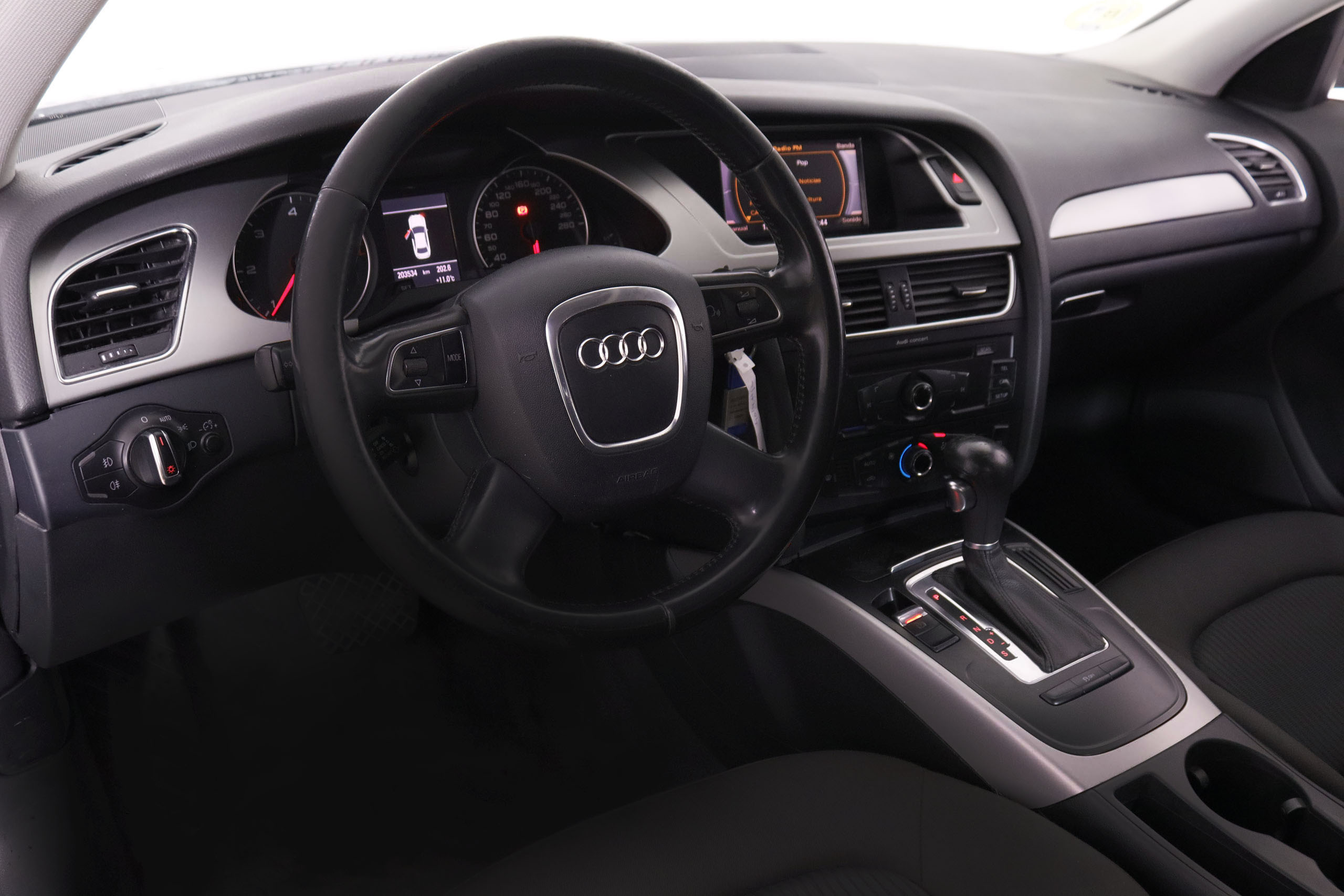 Audi A4 2.0 TDI MULTITRONIC AUTO 143CV 4P # PARKTRONIC foto 14