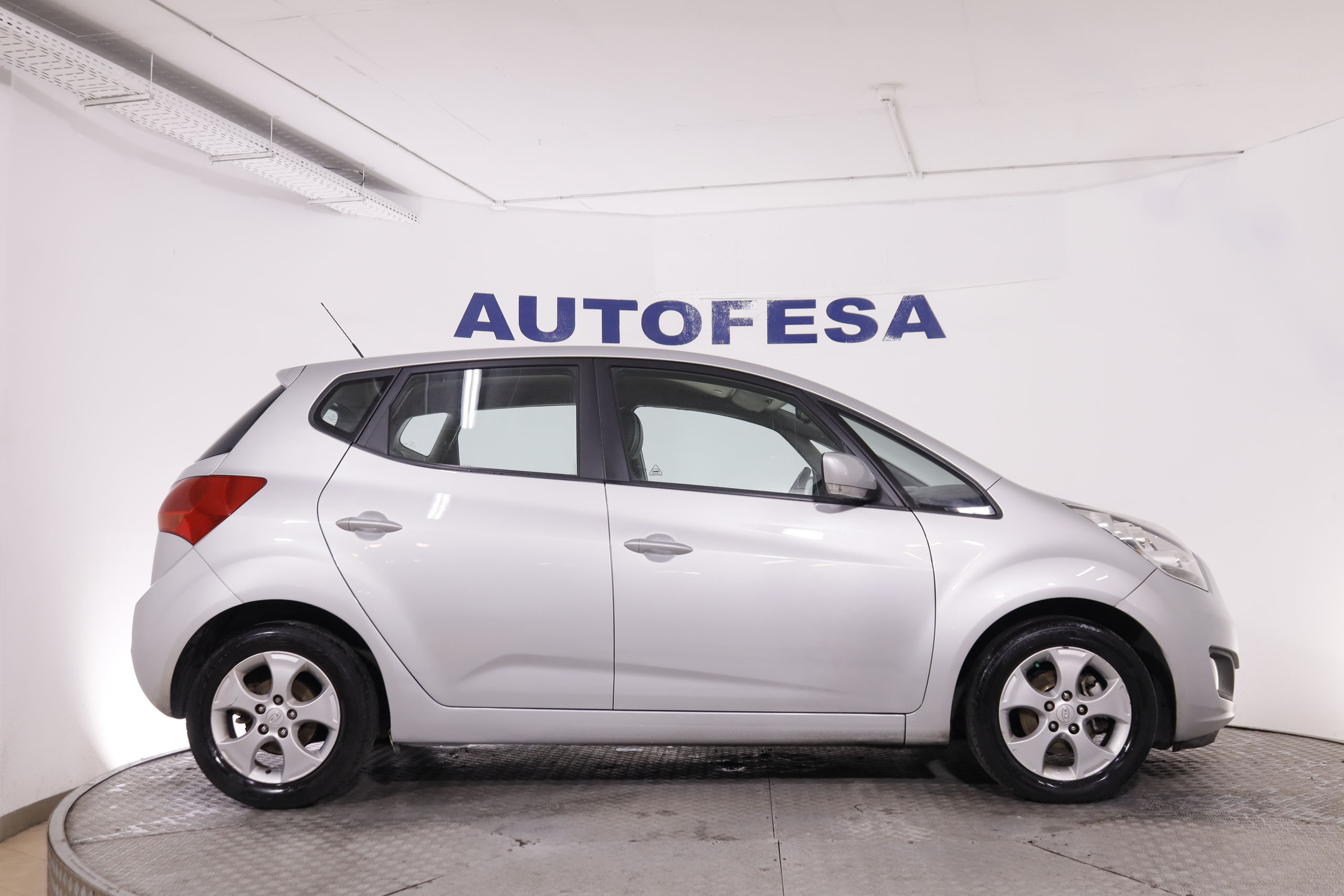 Kia Venga 1.6 CRDI VGT EMOTION 128CV 5P # PARKTRONIC foto 9