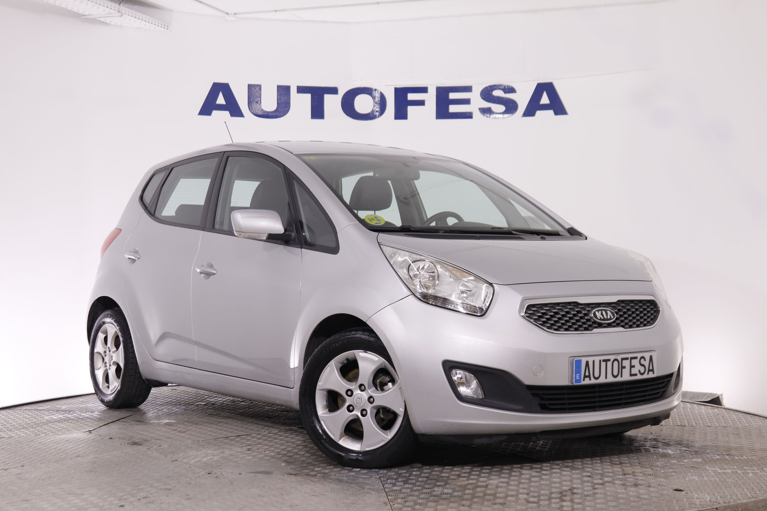 Kia Venga 1.6 CRDI VGT EMOTION 128CV 5P # PARKTRONIC foto 3