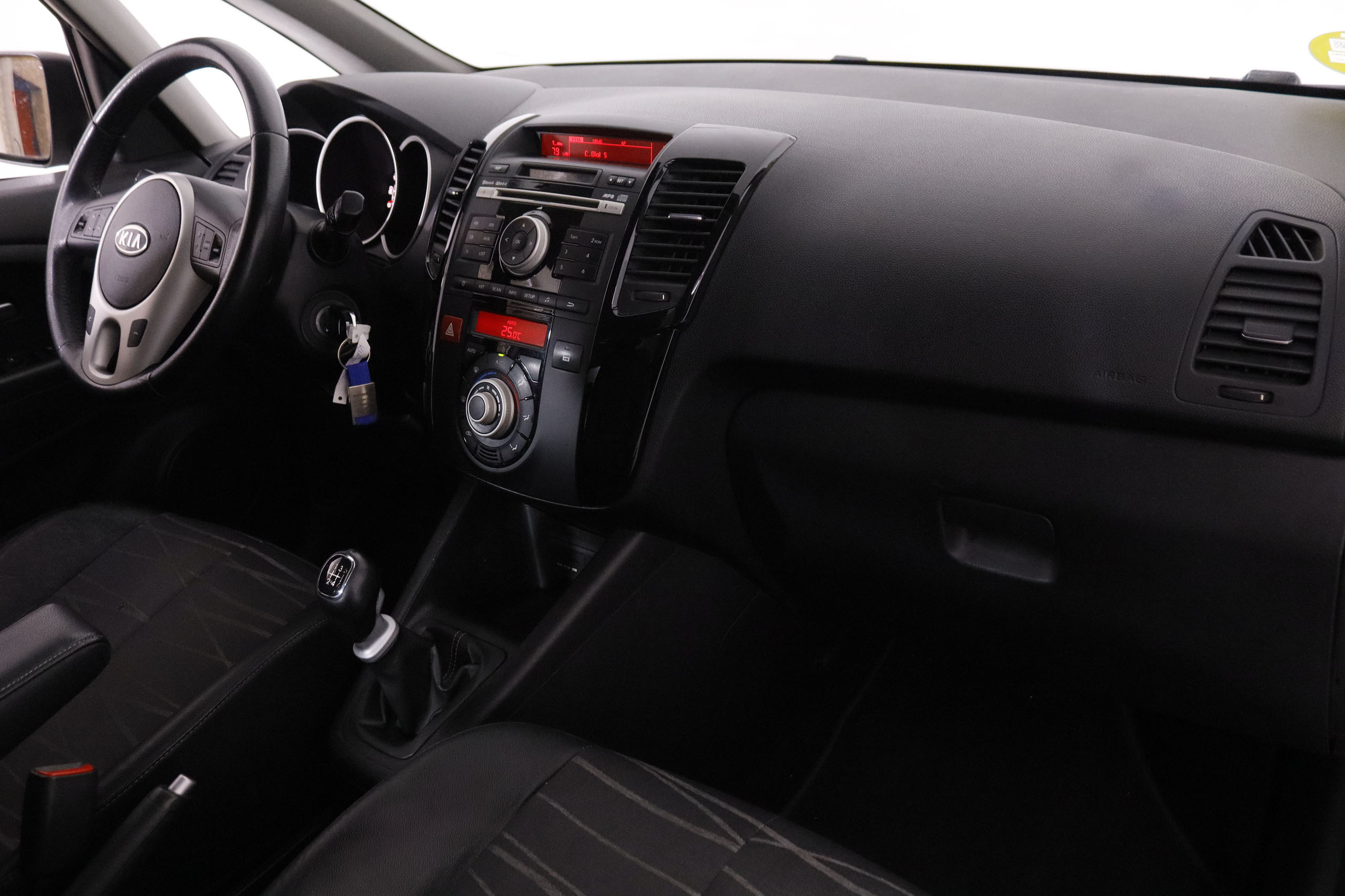 Kia Venga 1.6 CRDI VGT EMOTION 128CV 5P # PARKTRONIC foto 15